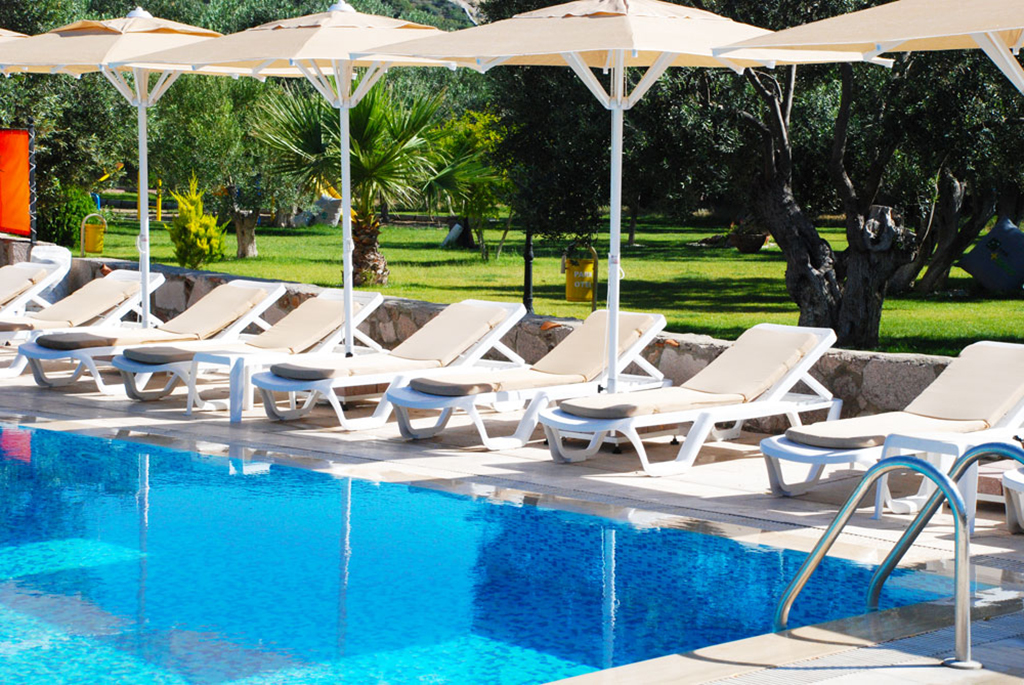 Piscina deschisă