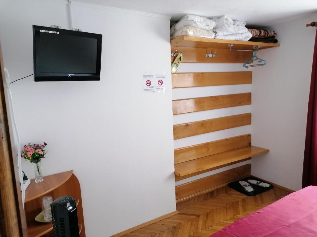 SUITA CU 2 DORMITOARE