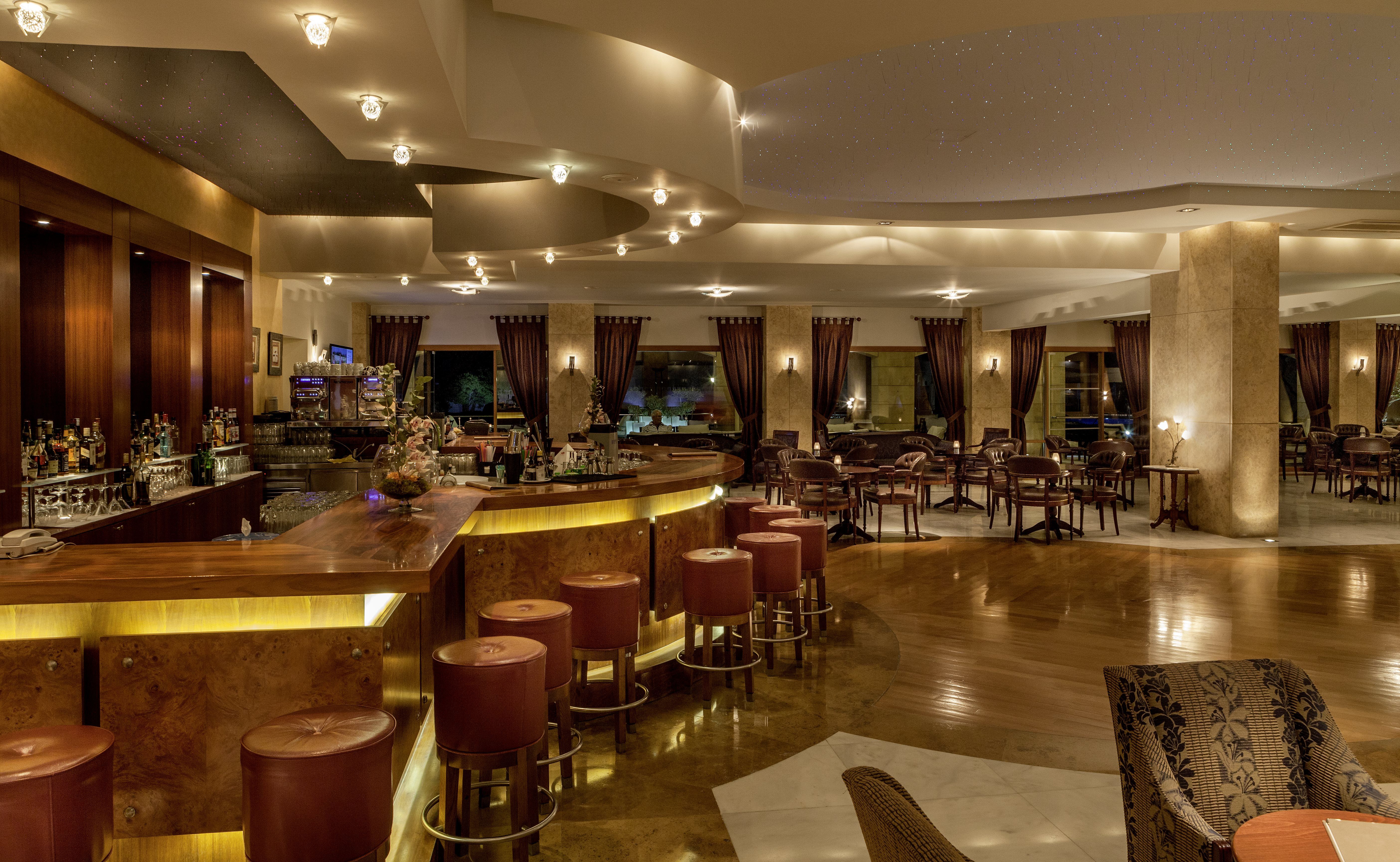 Lobby Bar