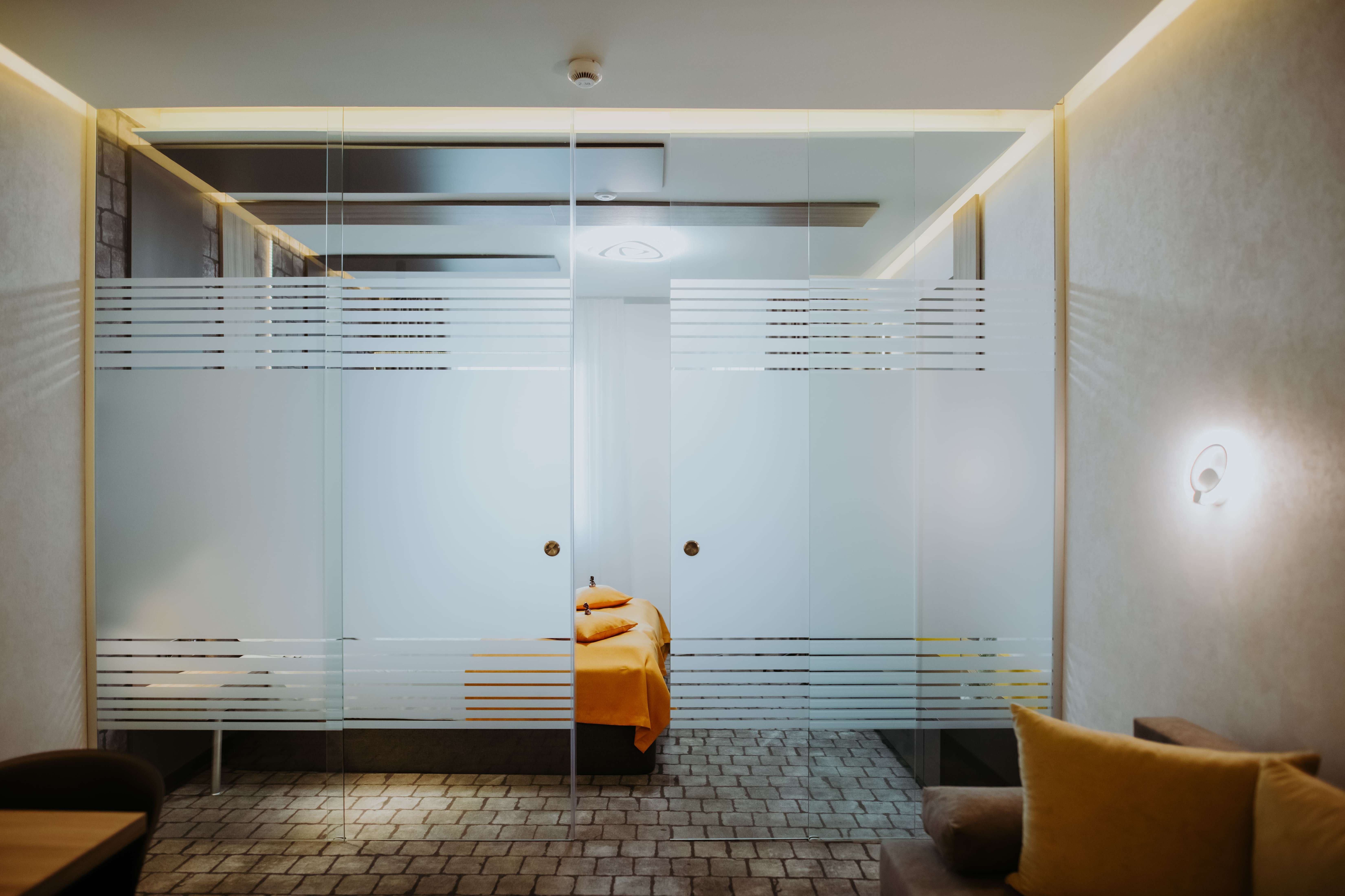 Studio Twin cu Balcon
