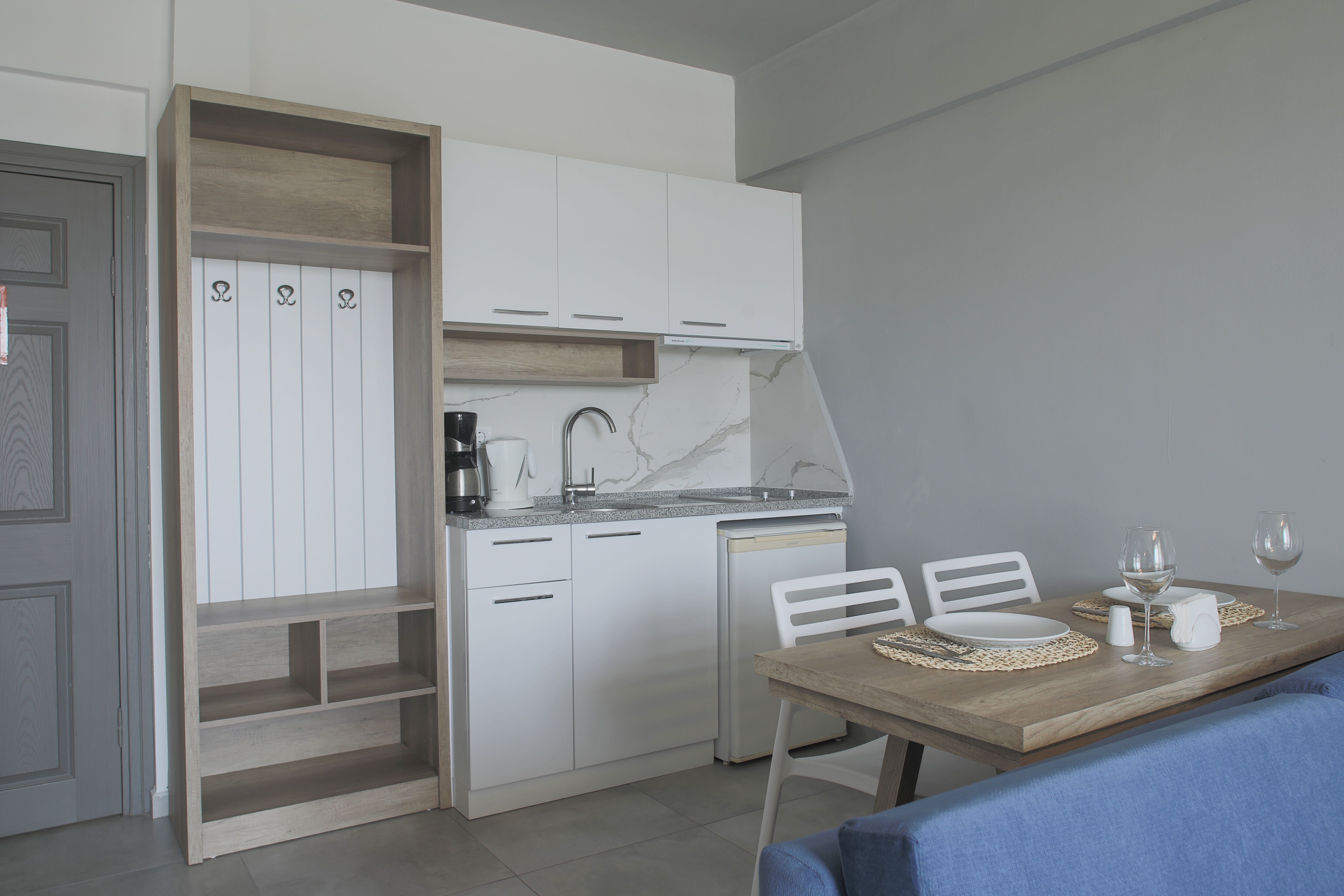 COMFORT 1 BEDROOM LAND VIEW