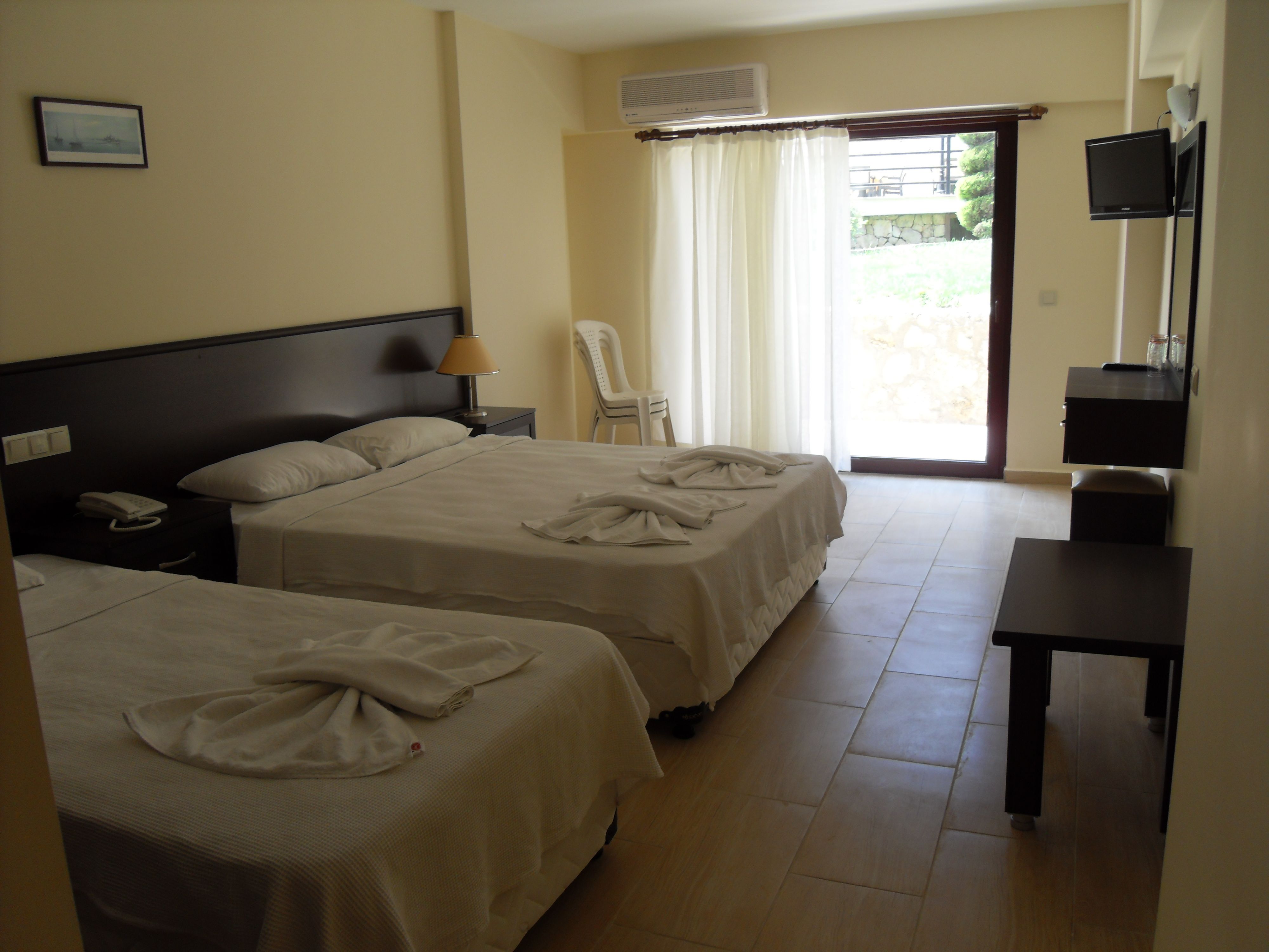 STANDARD  ROOM 