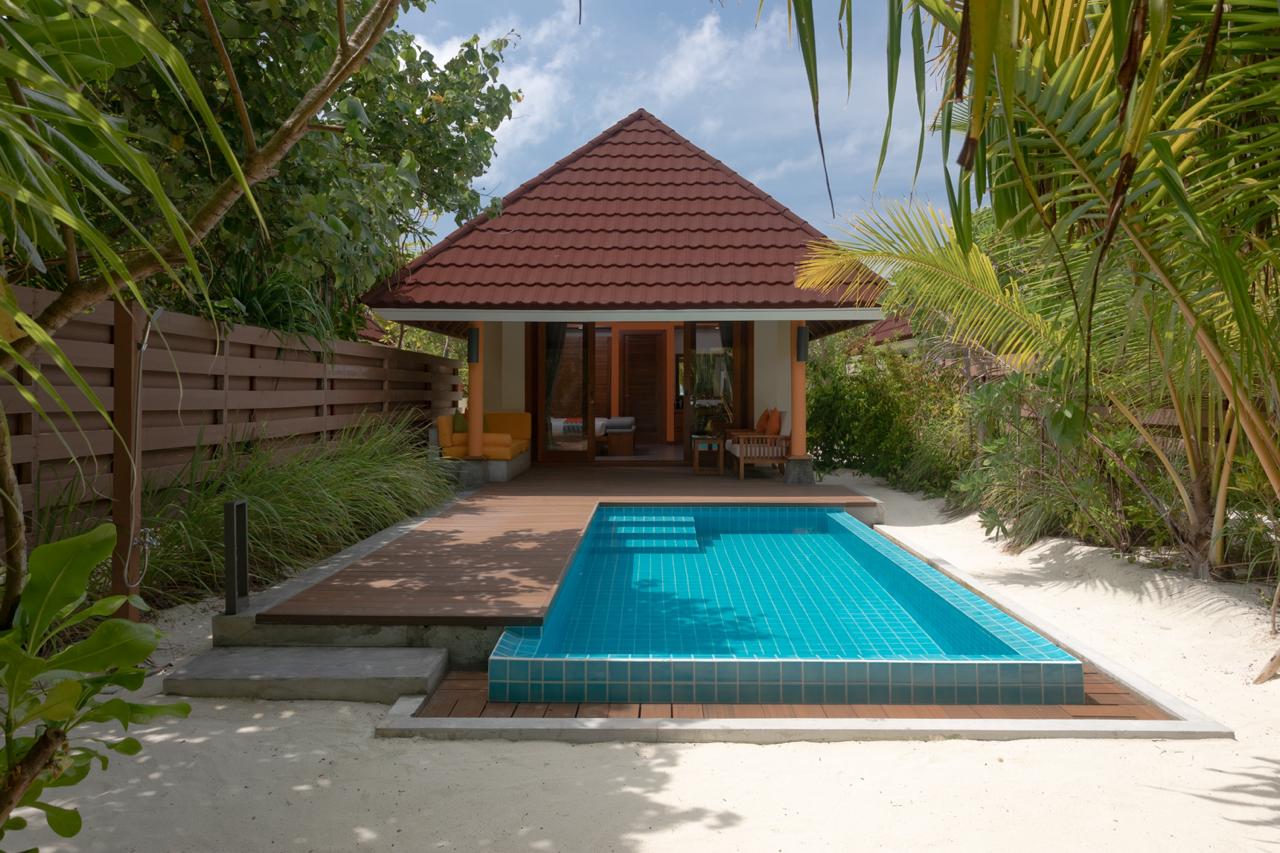 POOL BEACH VILLA