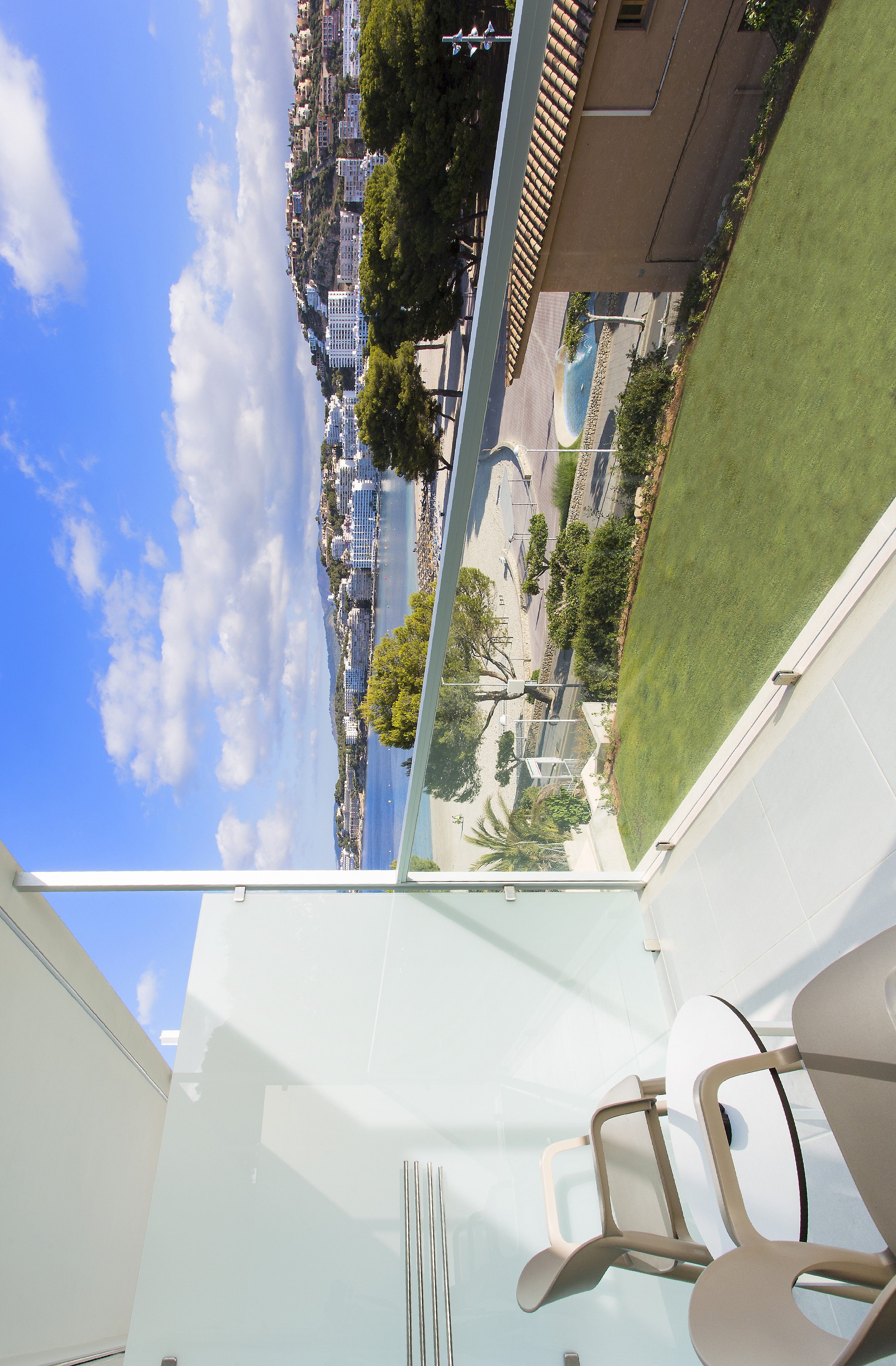 PREMIUM SIDE SEA VIEW