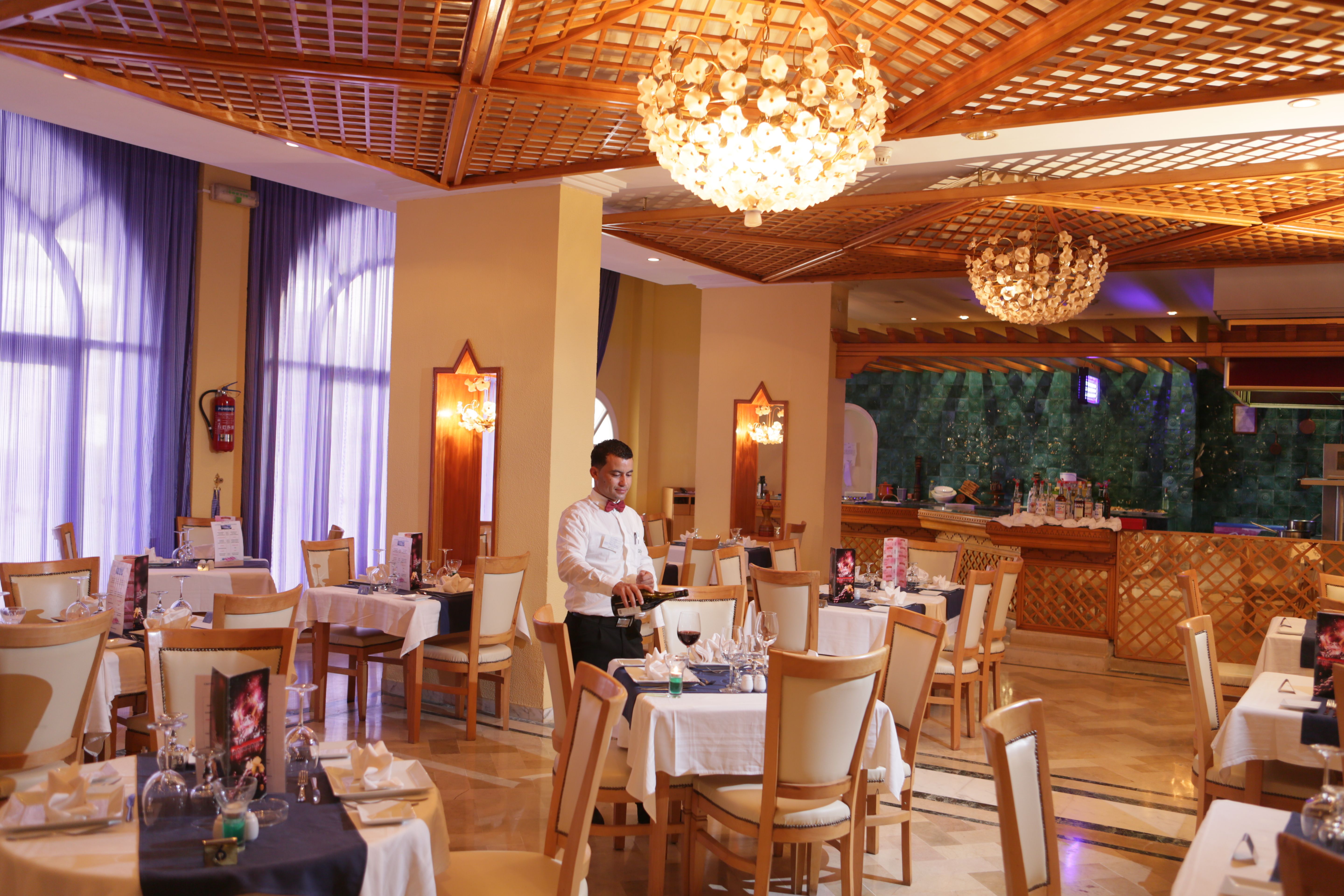A la Carte Restaurant 
