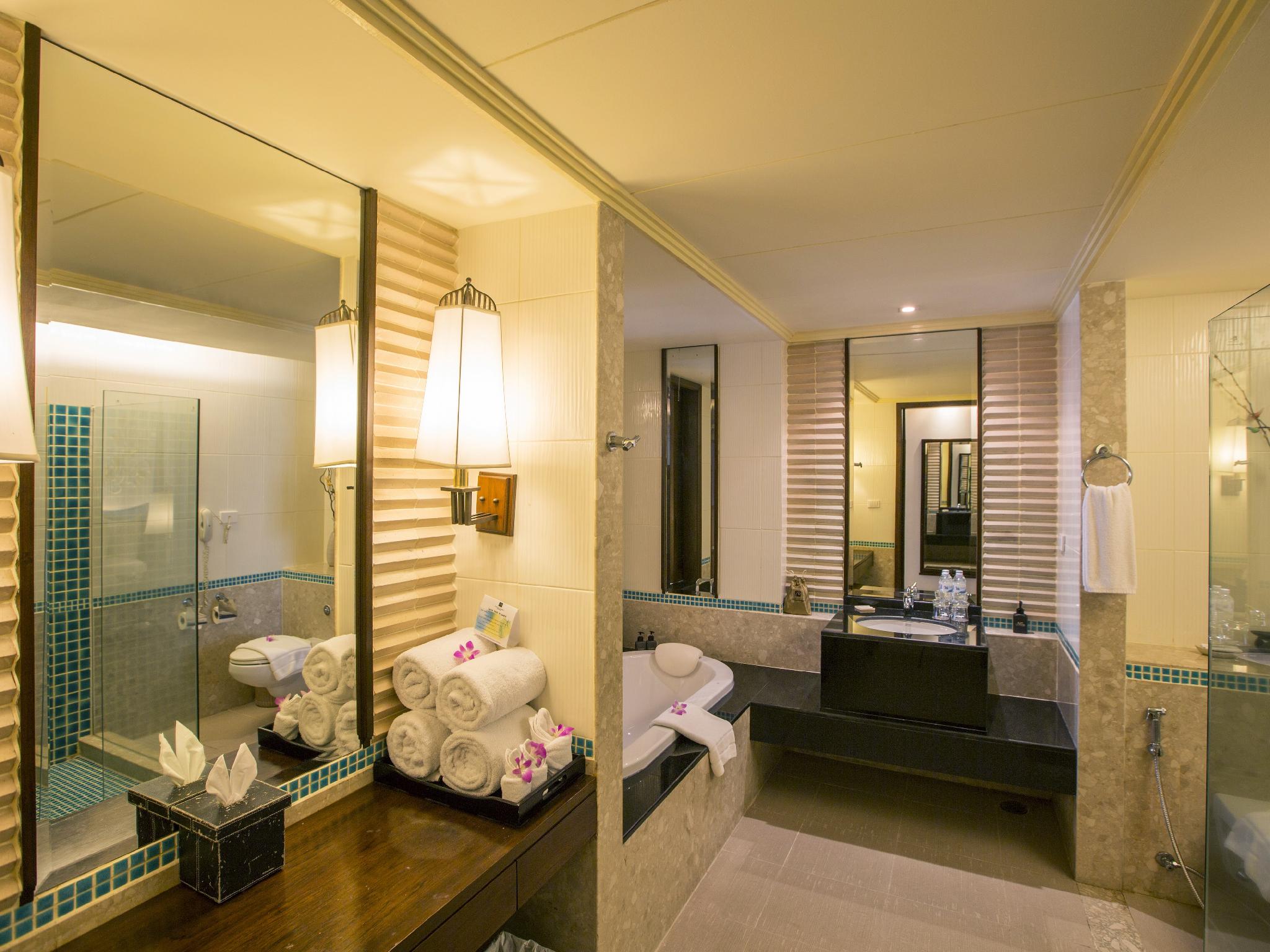 1 Bedroom Suite