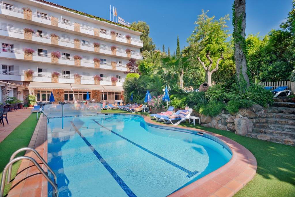Piscina deschisă