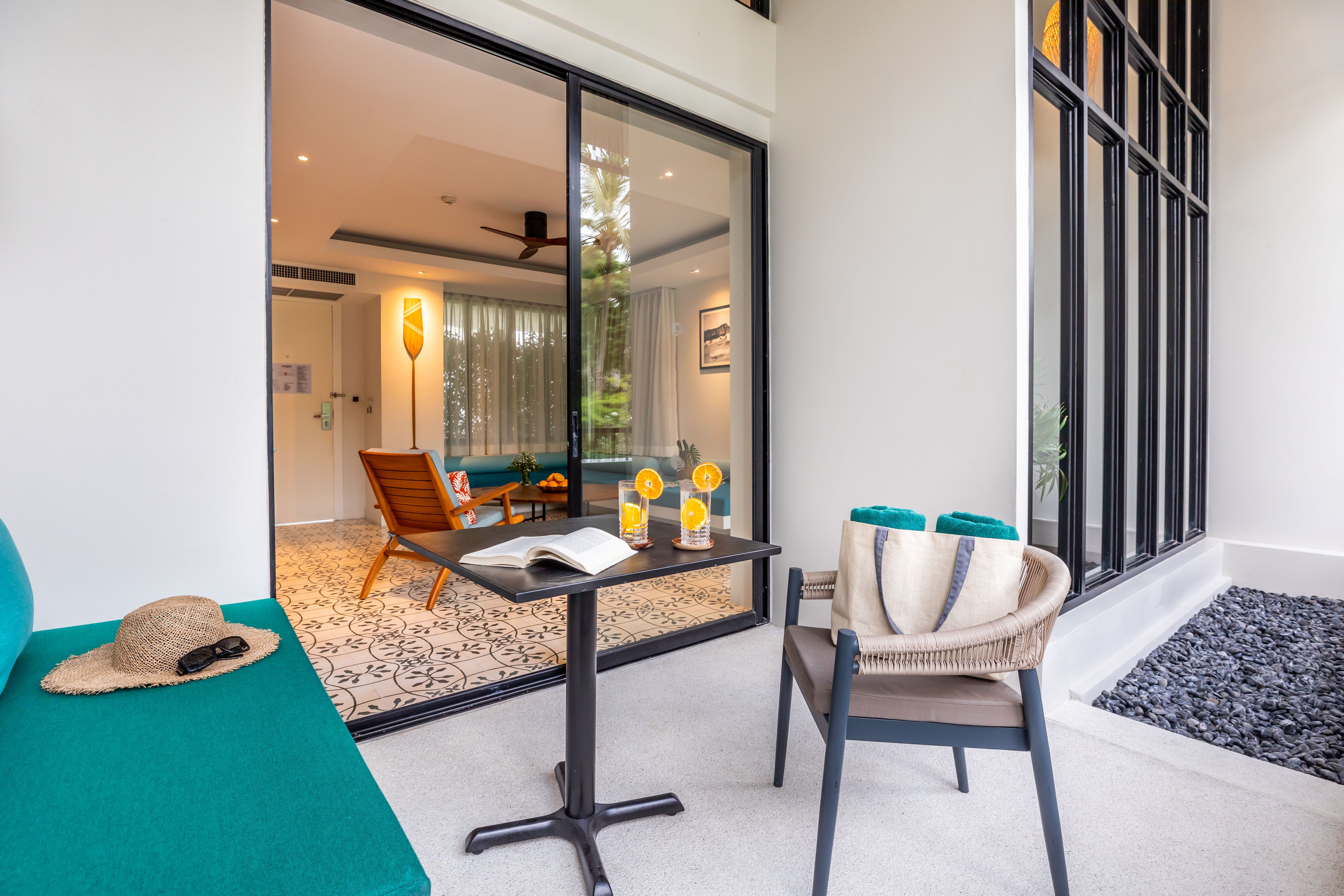 GRAND SURIN SUITE 