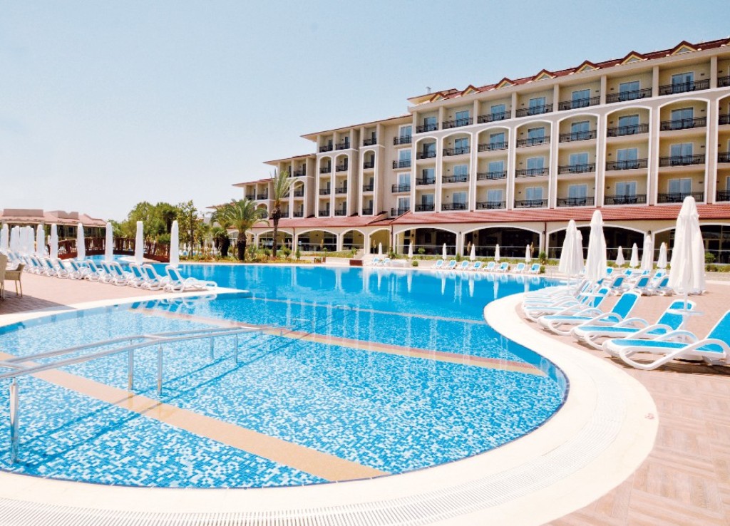 Piscina deschisă