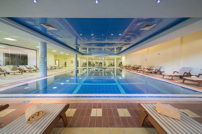 Indoor-pool(1).jpg