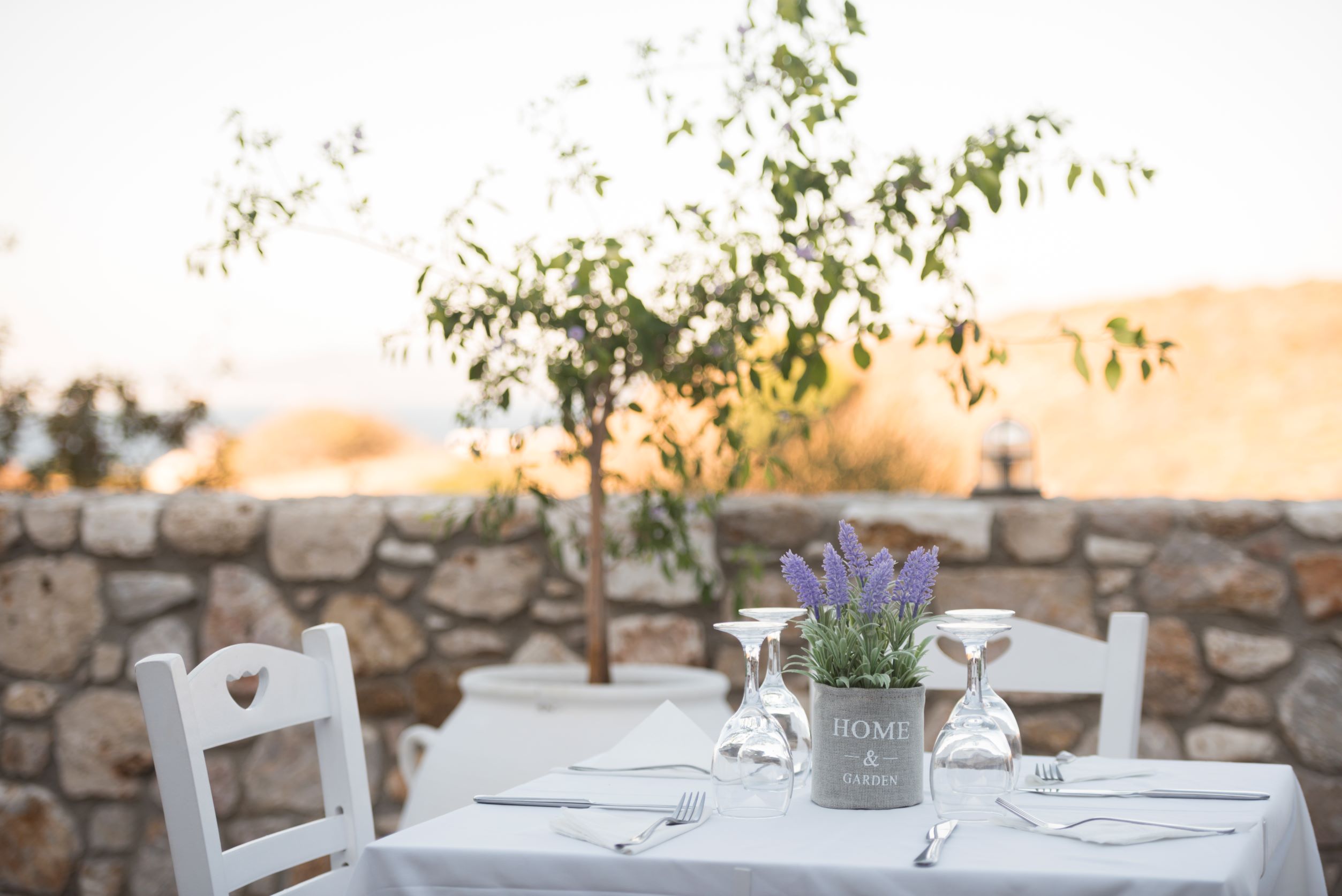 ISTROS RESTAURANT
