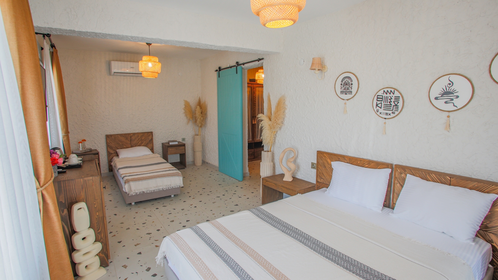 FAMILY SUITE
