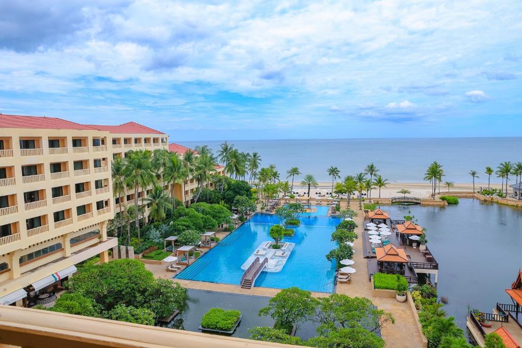 Club Ocean View