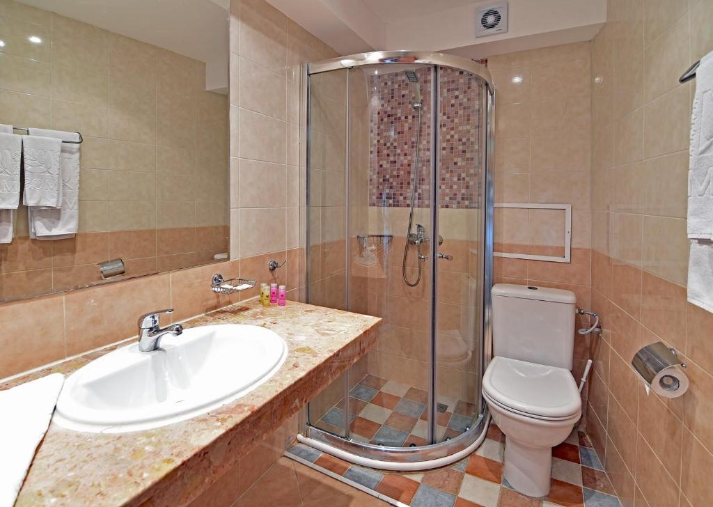 Twin Standard Room (Balcony) 
