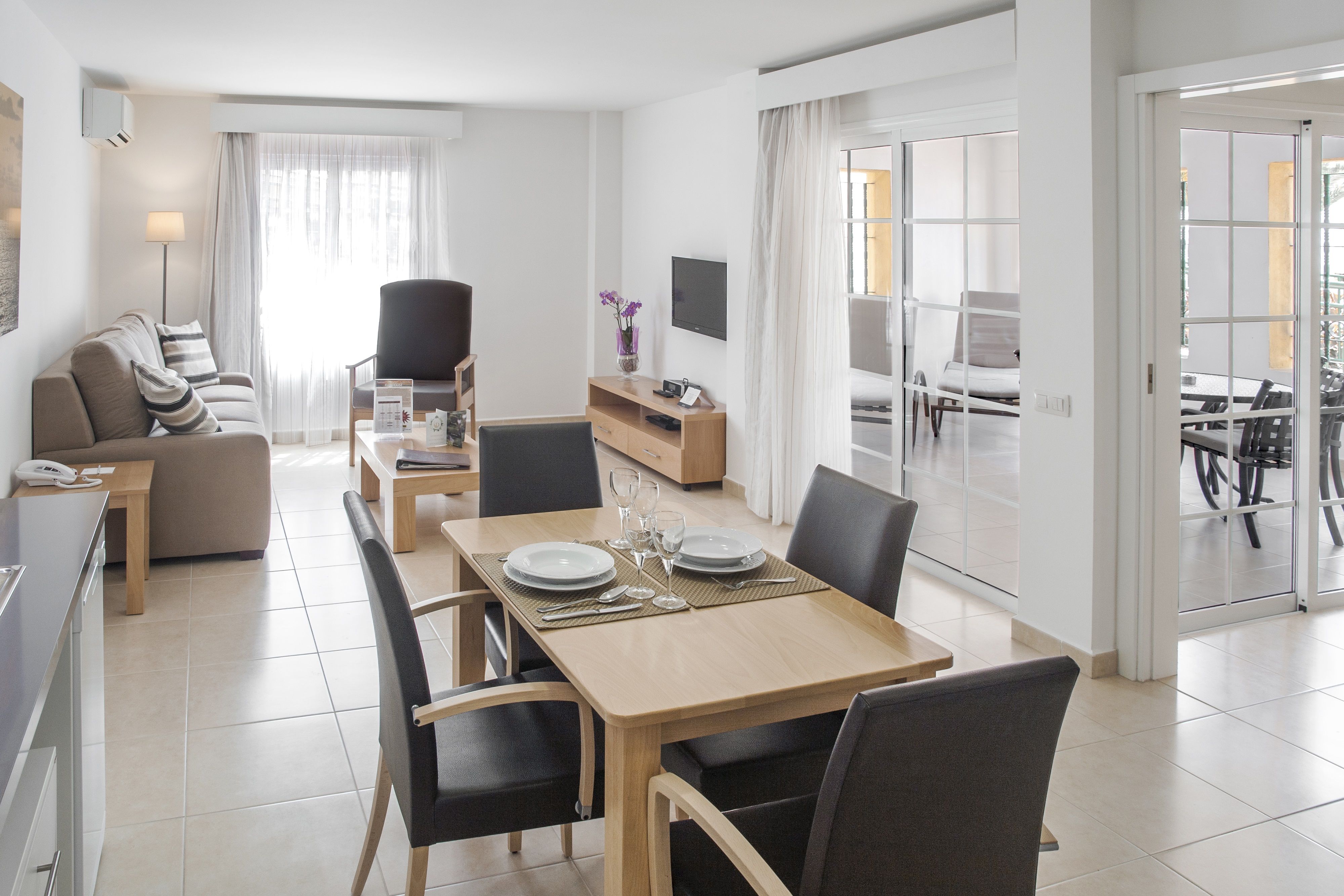 APARTMENT ONE BEDROOM