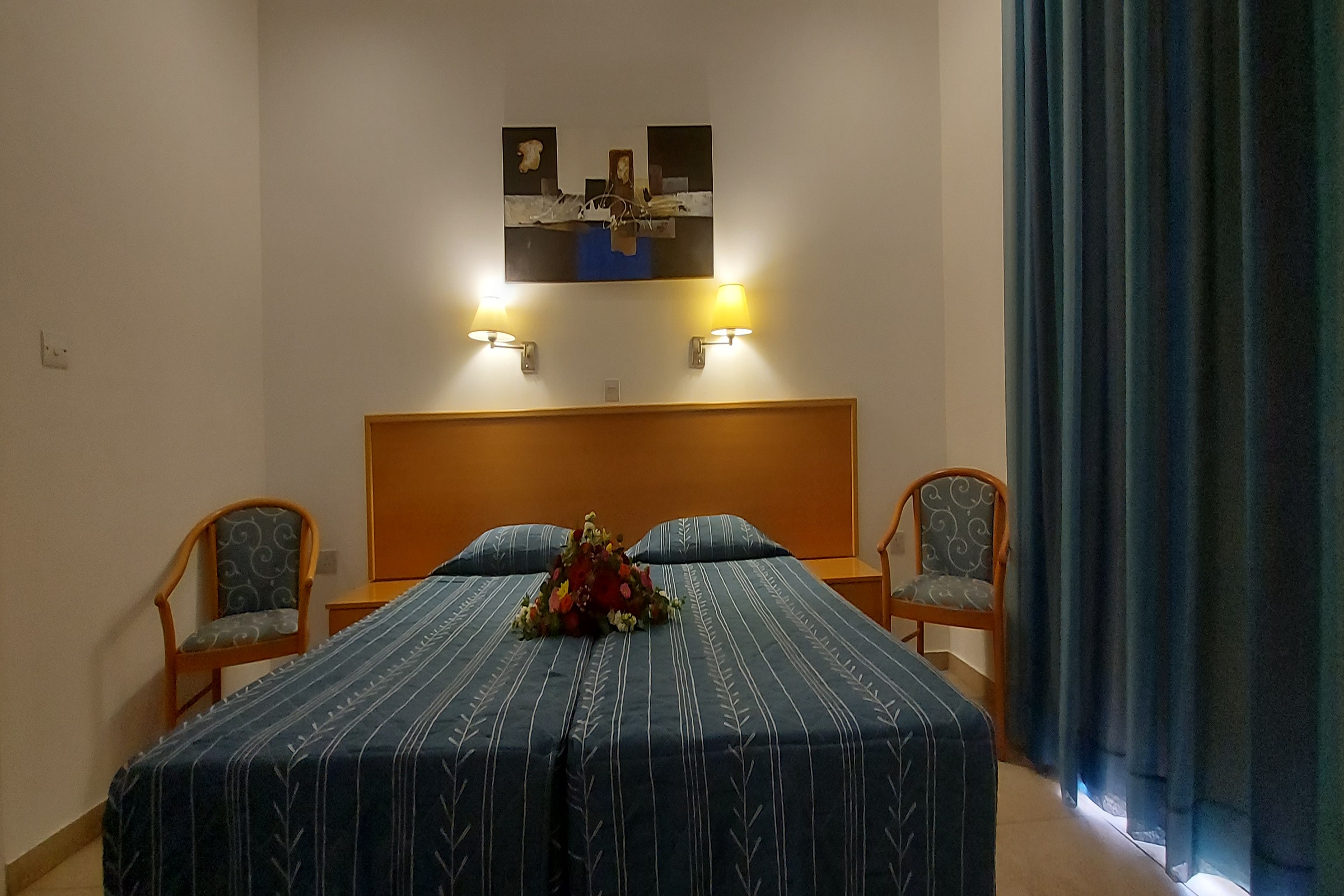 ROOM (INLAND VIEW, BALCONY)