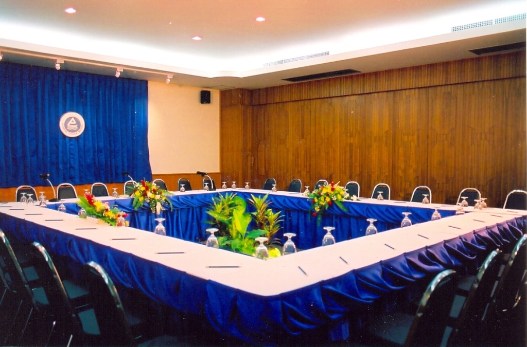 MICE (servicii de organizare de întâlniri, conferințe, alte evenimente)