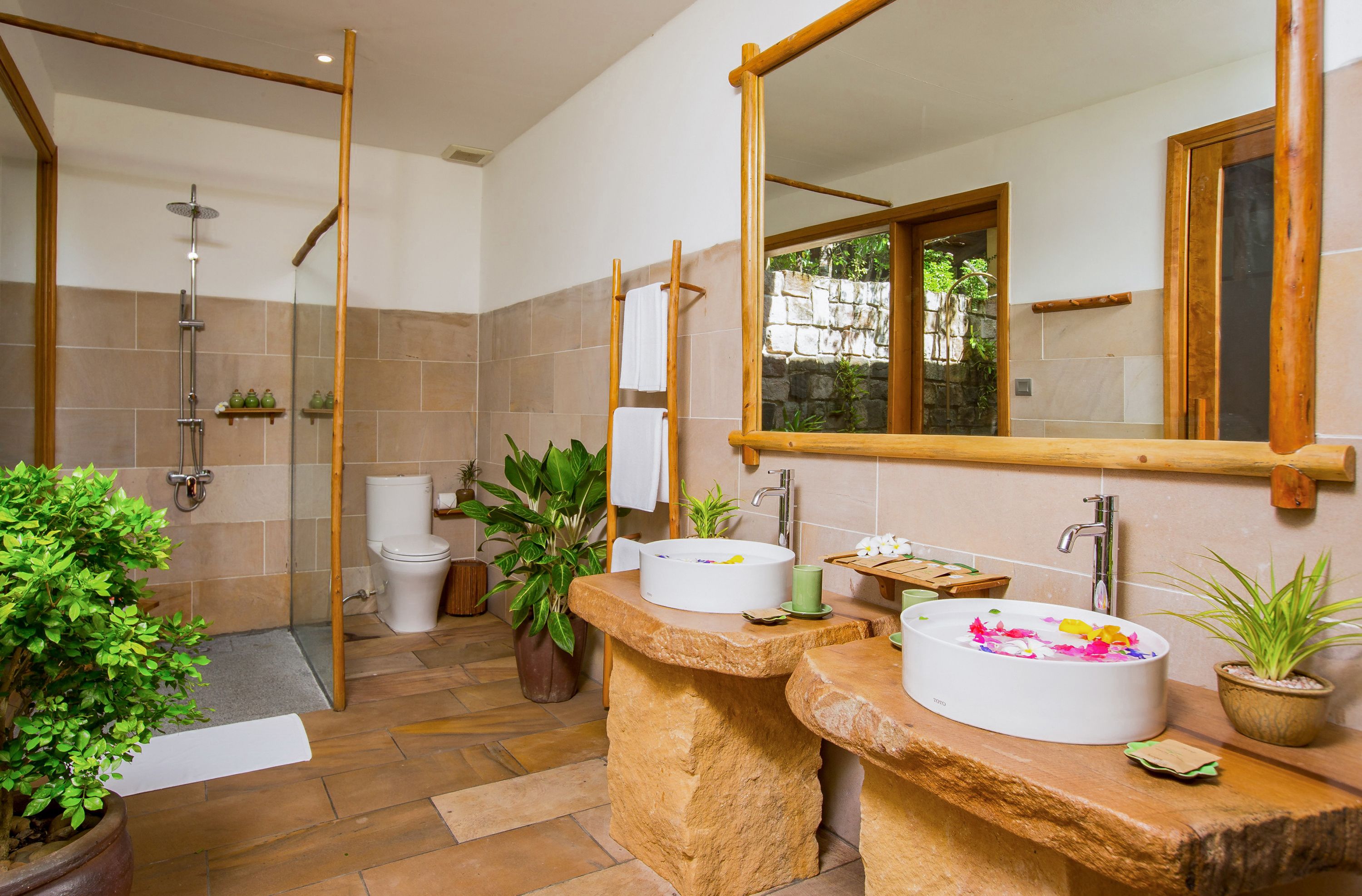 GREEN VILLA
