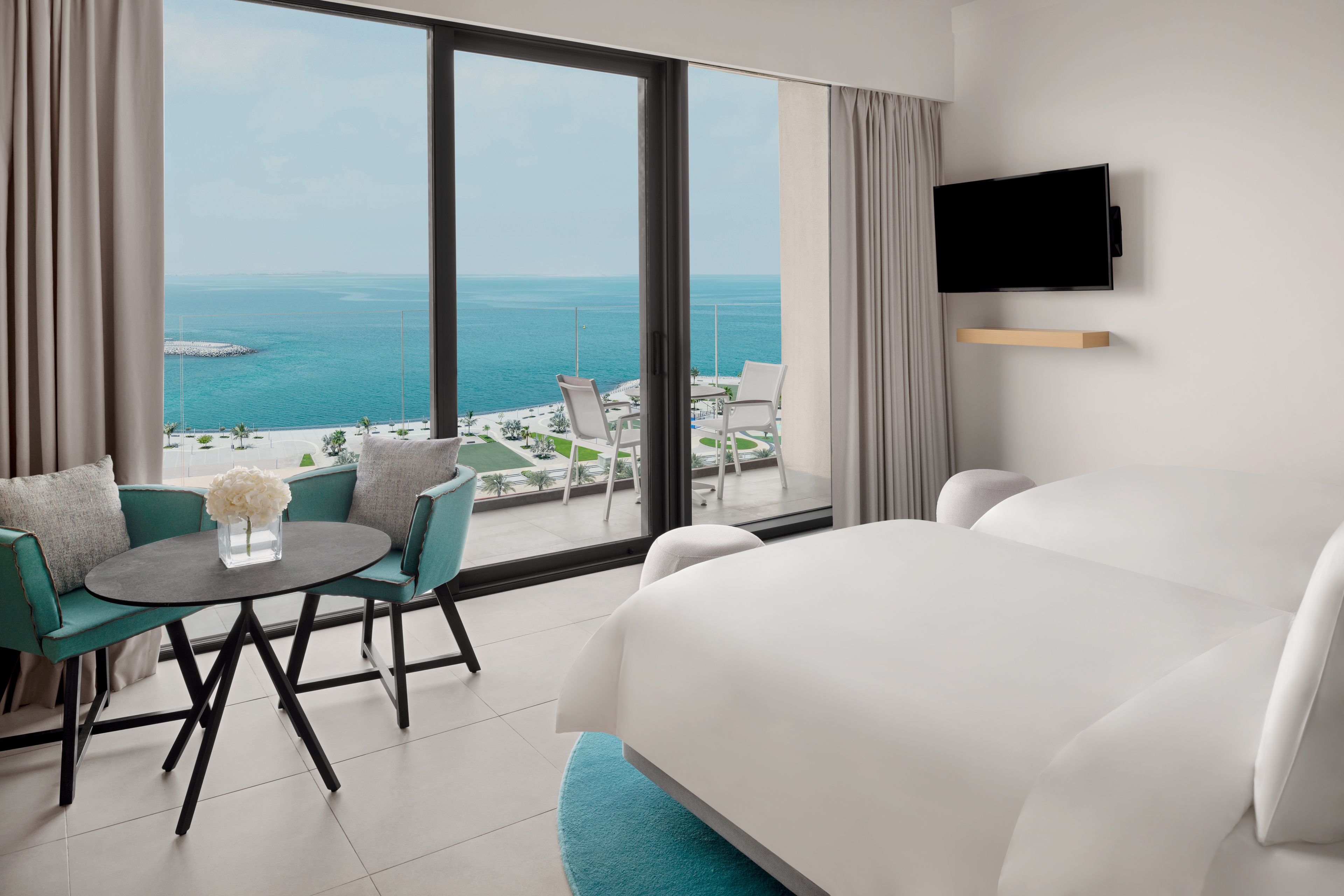 DELUXE ISLAND SEA VIEW ROOM 
