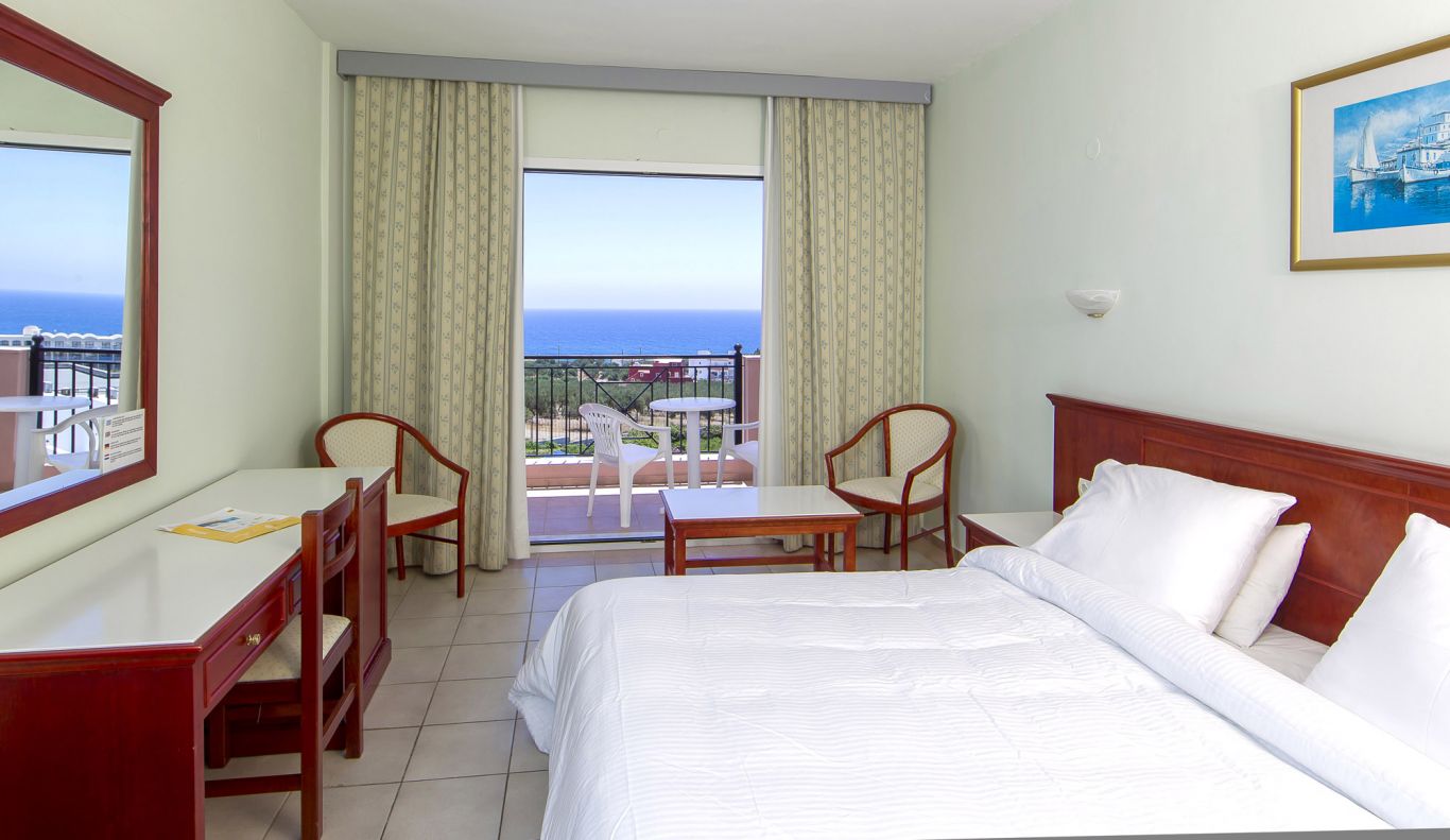 SINGLE SEA VIEW