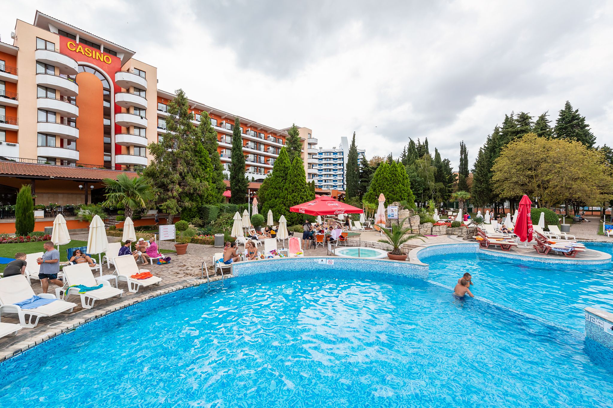 Piscina deschisă