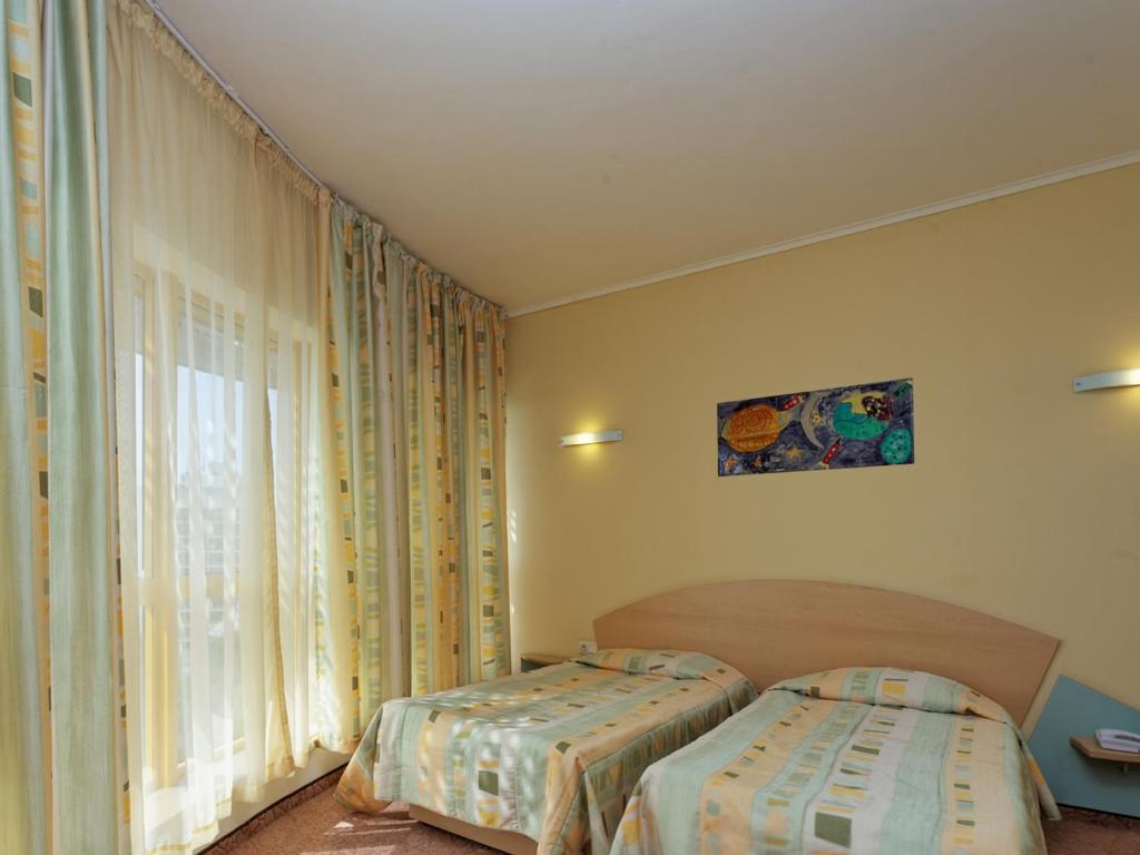 Single w.Child Standard Room (Balcony)