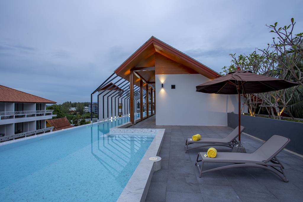 Piscina deschisă