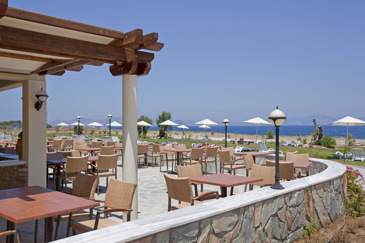 Oasis Pool Bar