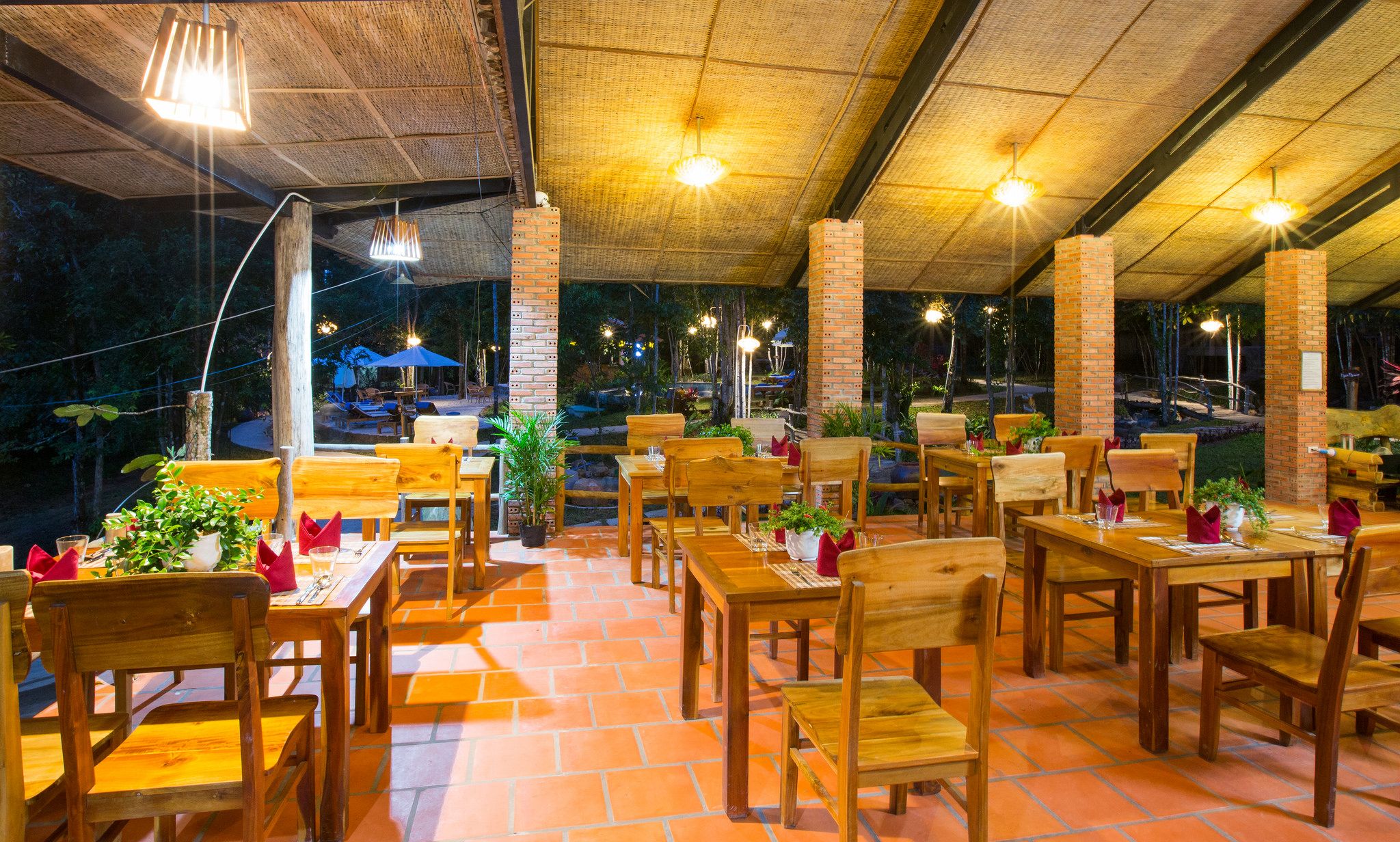 Valley restaurant