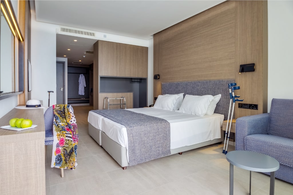 DELUXE FAMILYSUITE (SEAVIEW, BALCONY)