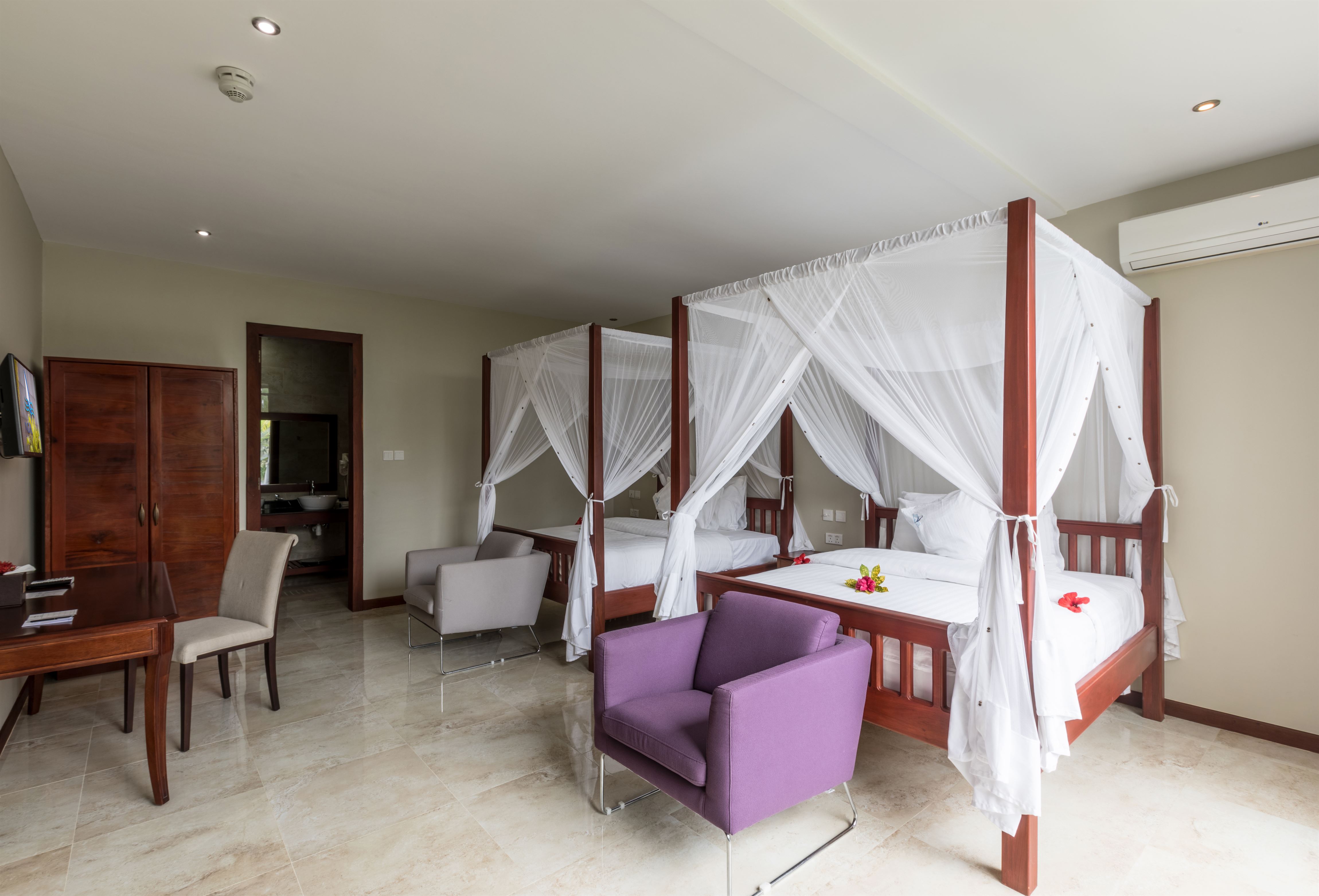 3 BEDROOM VILLA POOLVIEW
