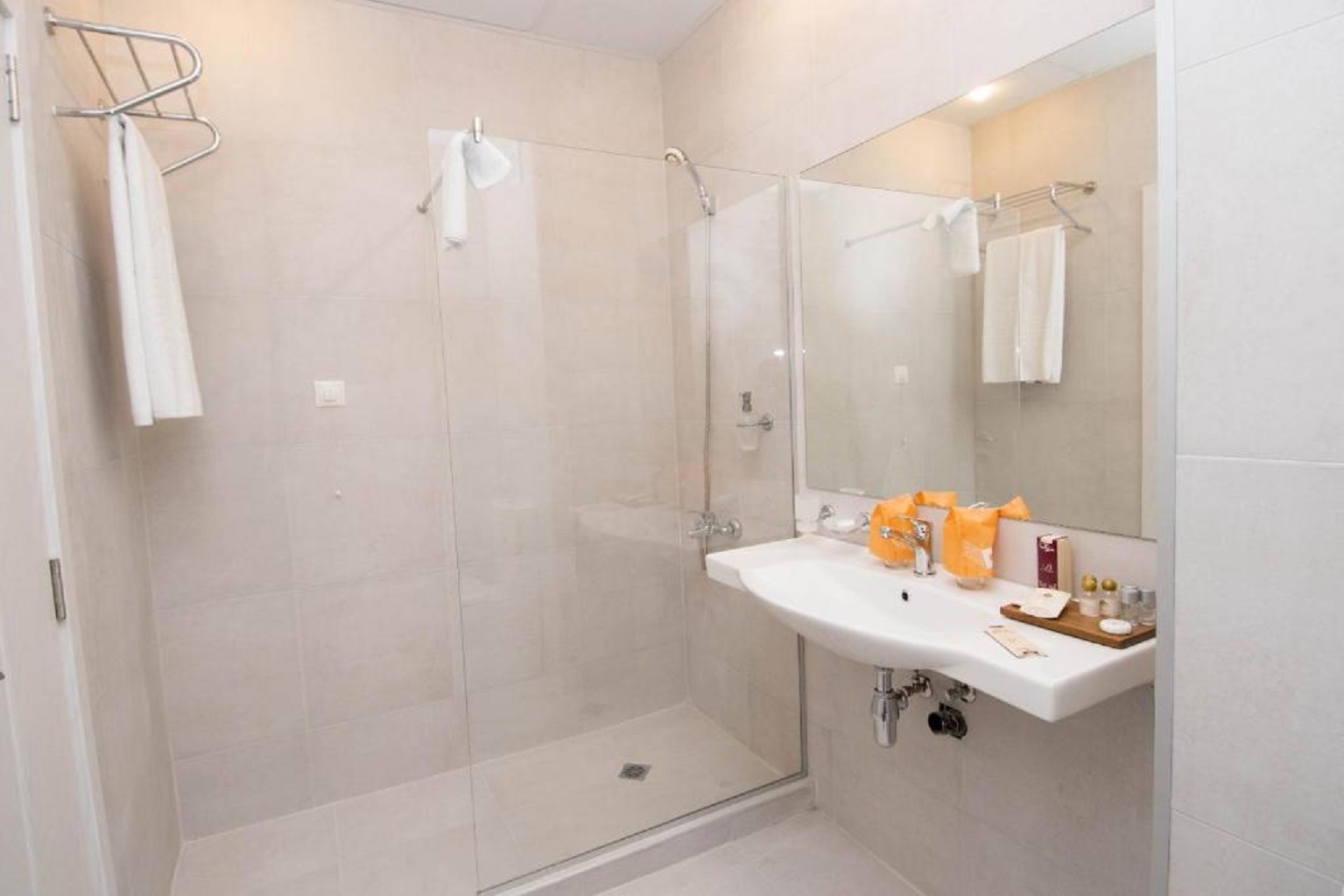 Double Standard Room (SeaView, Balcony)