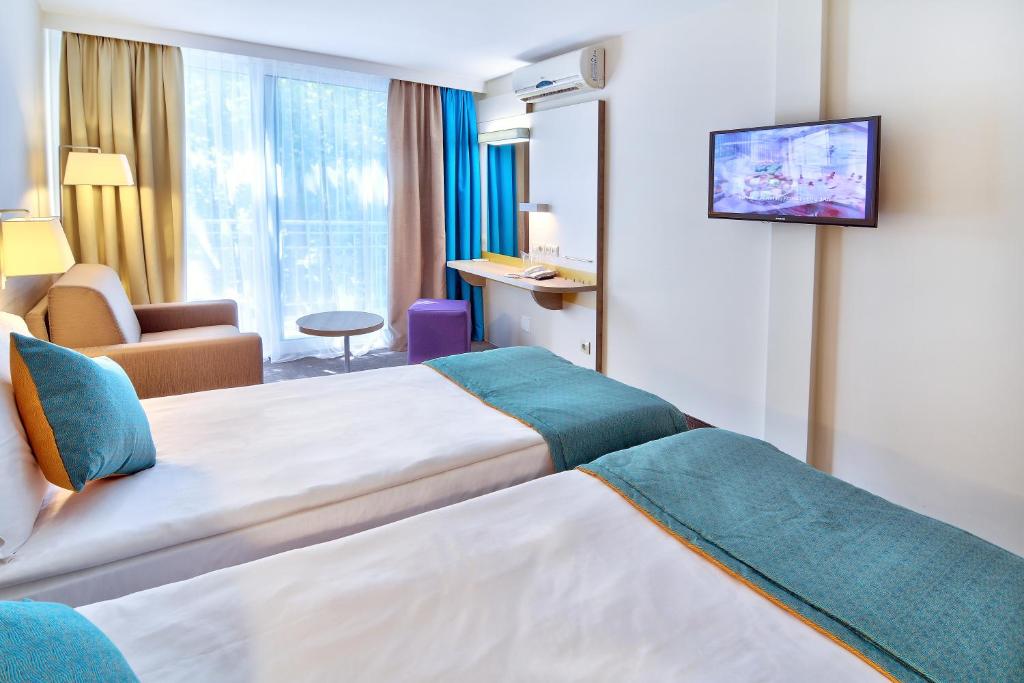 SINGLEUSE STANDARD ROOM (BALCONY OR TERRACE)