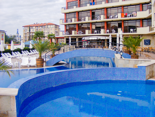 Sunny Beach, Hotel Nobel, piscina exterioara.jpg