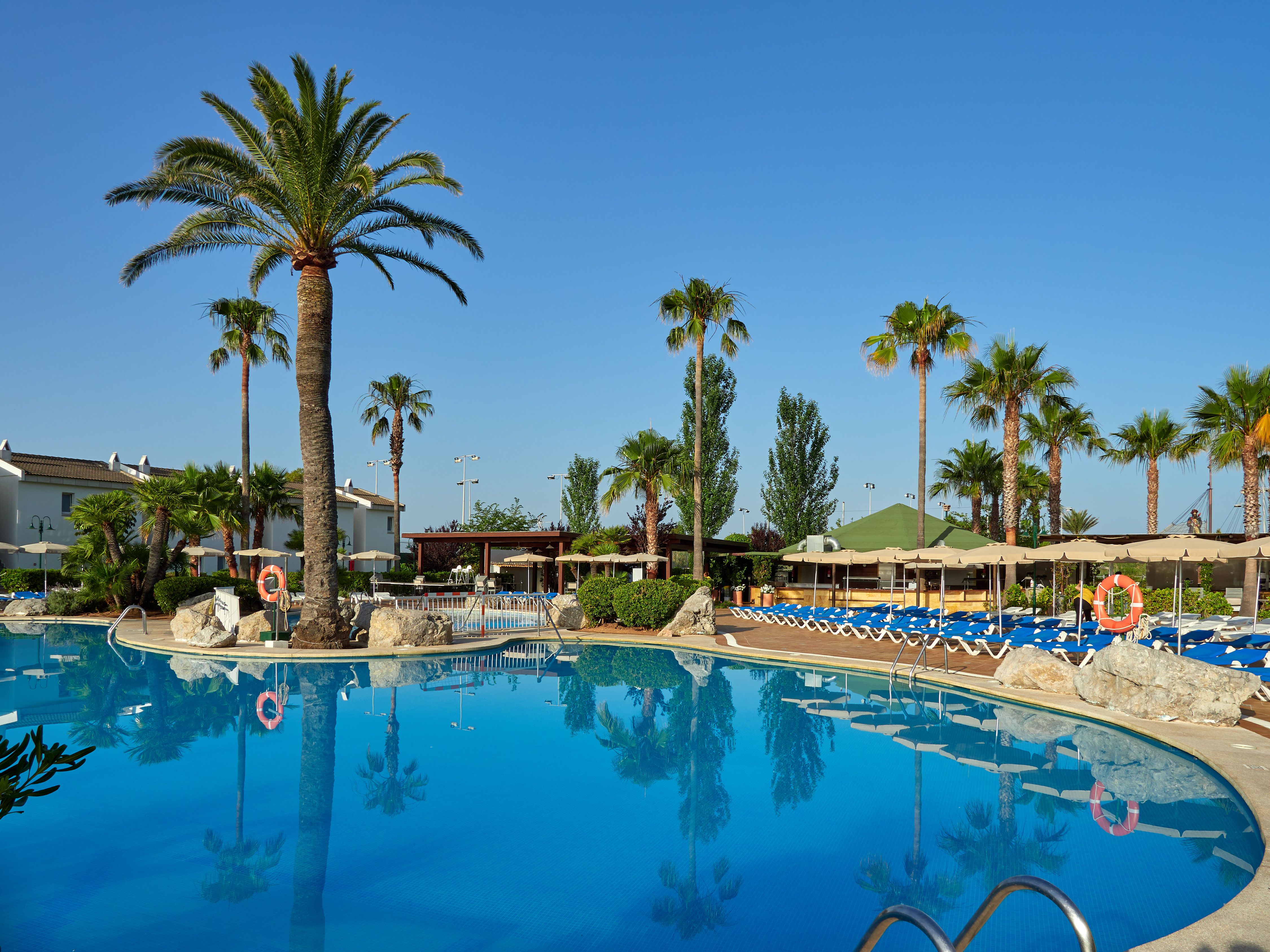 Piscina deschisă