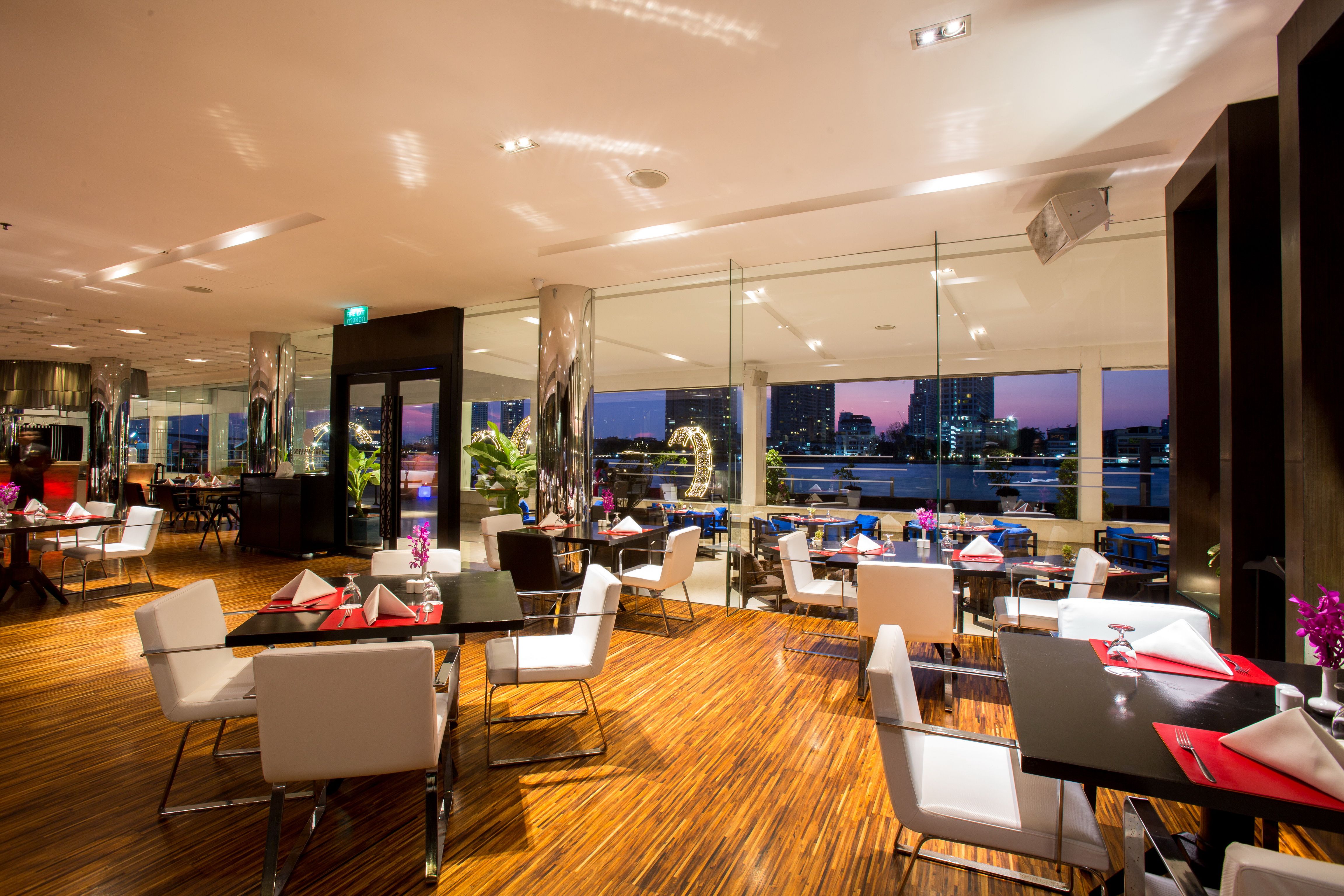 The Wave Restaurant