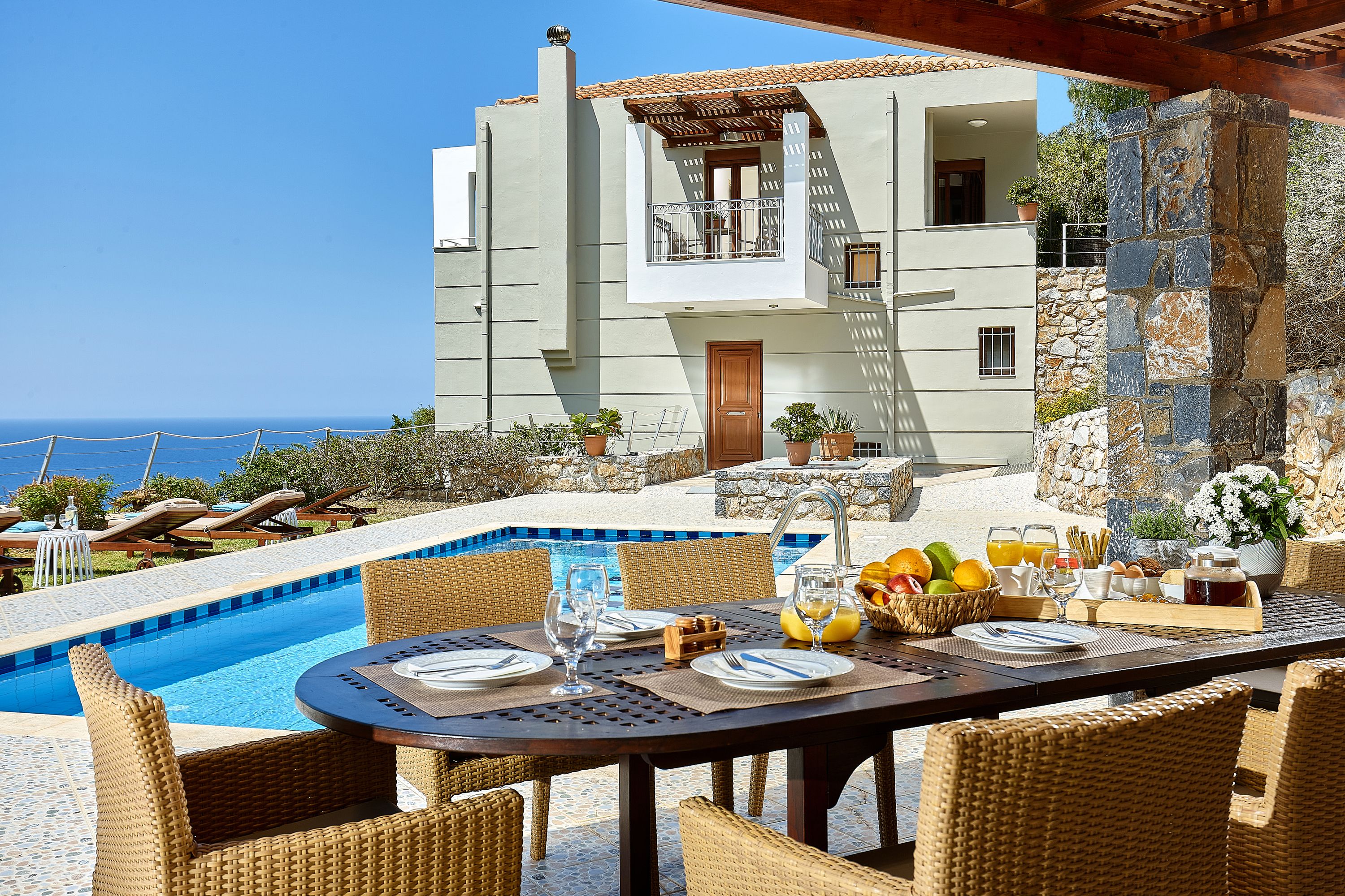 OKEANIDES LUXURY VILLAS