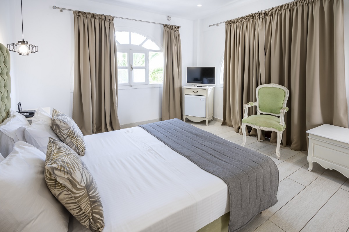 Superior Room with Balcony