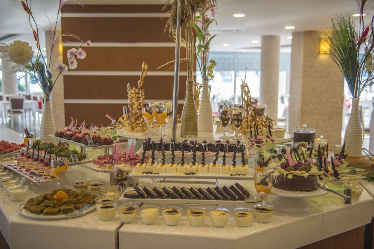 Zepyranthes Ana Restaurant
