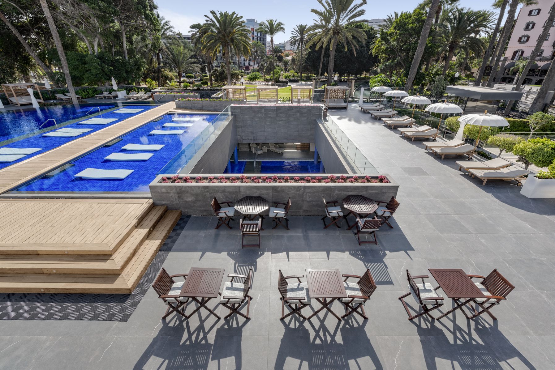 Piscina deschisă