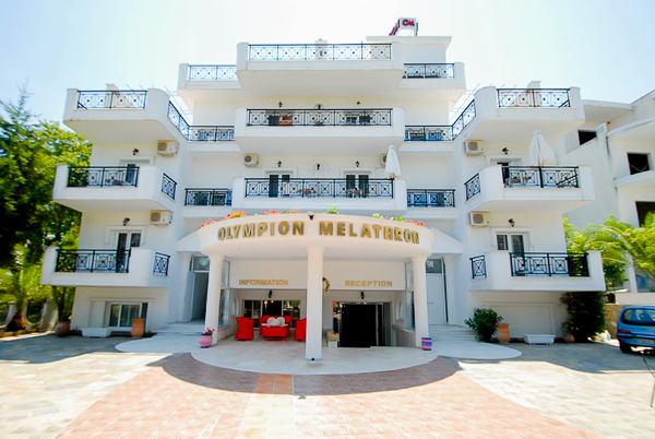Platamonas, Hotel Olympion Melathron, exterior, intrare.jpg