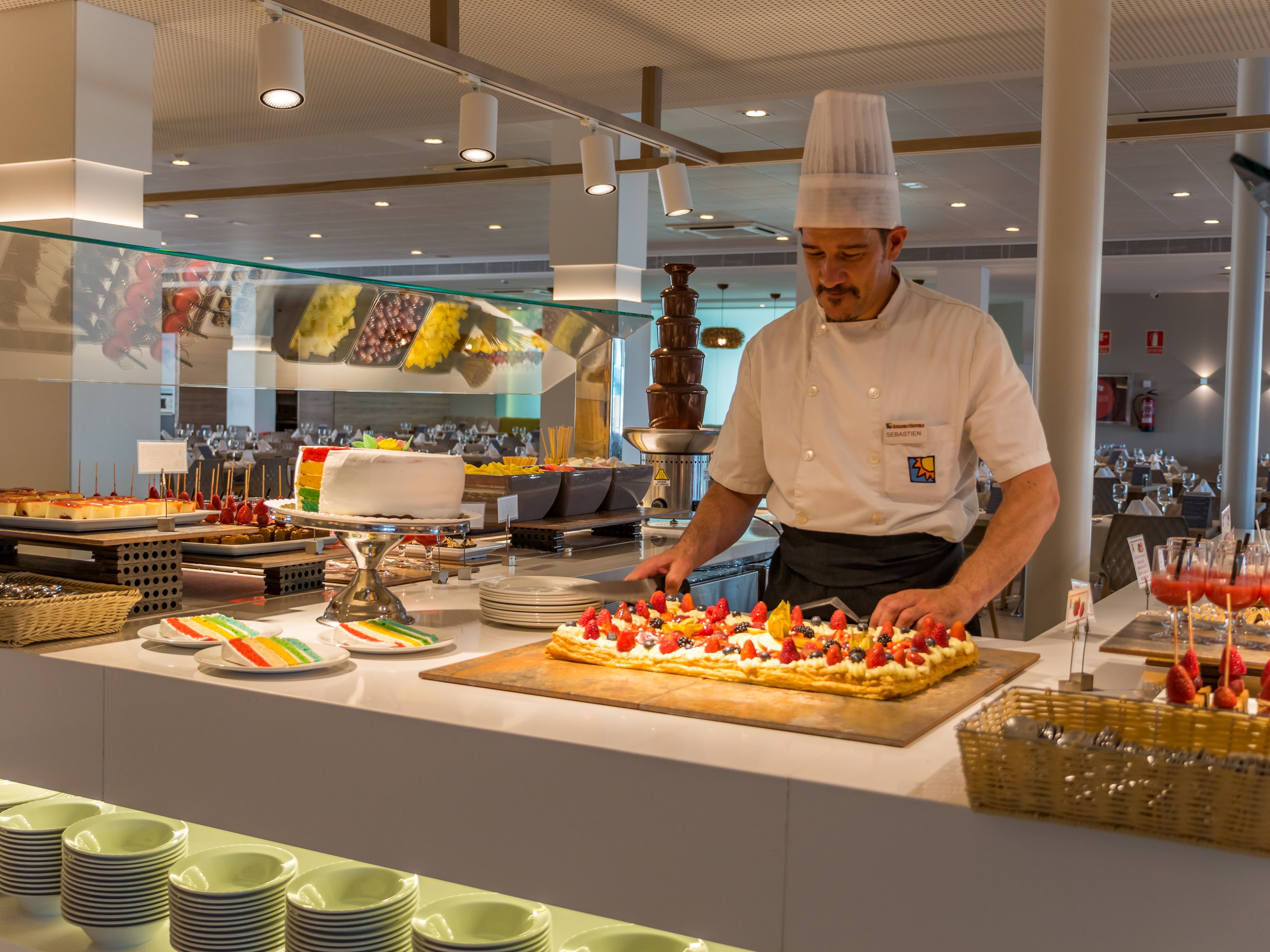 BUFFET RESTAURANT