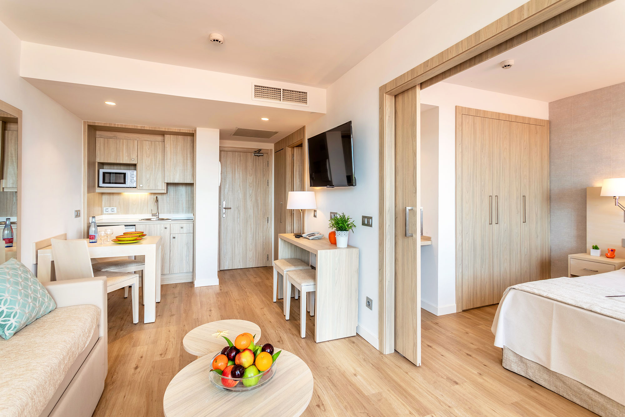 APARTMENT 1 BEDROOM 