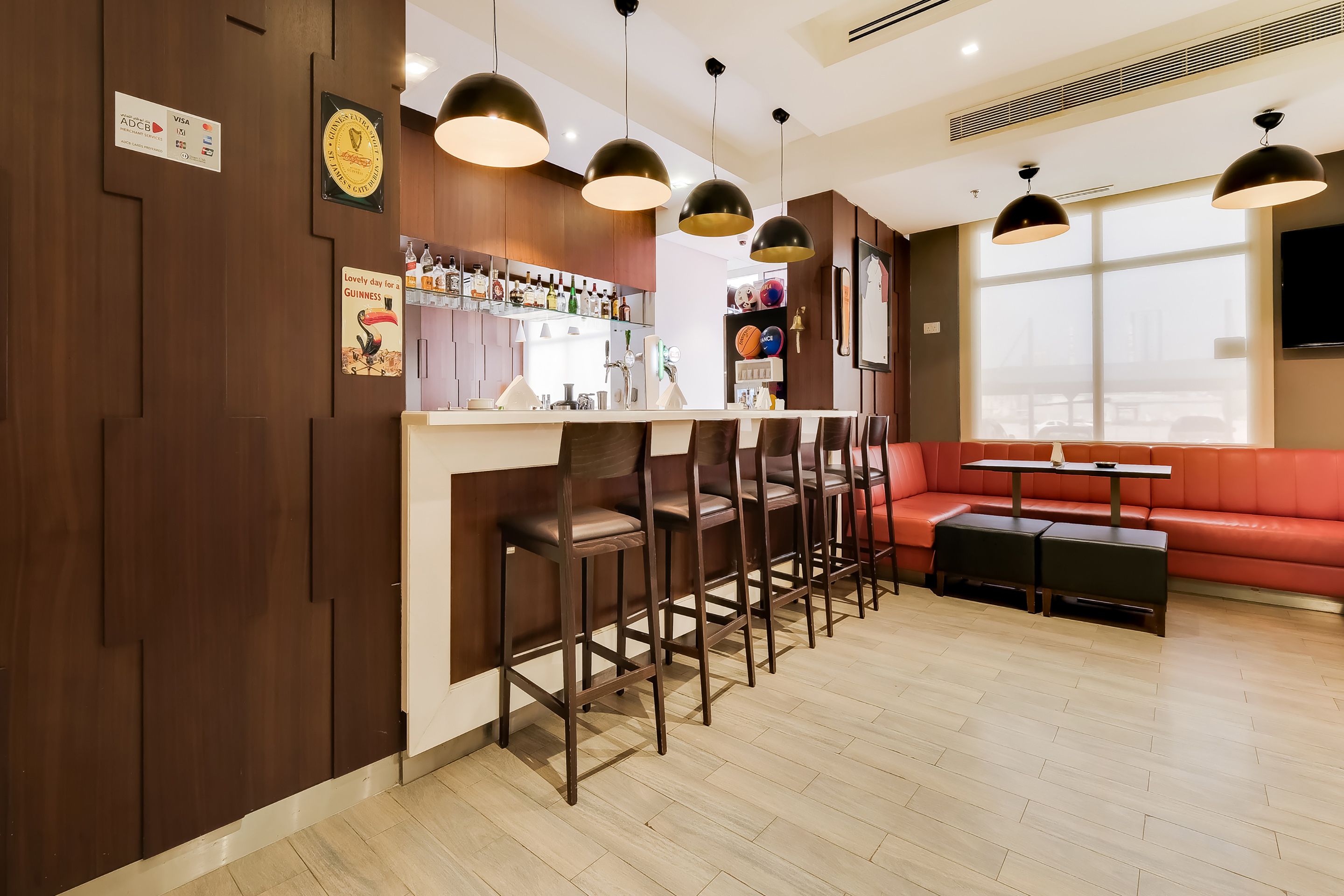 Champs Bar