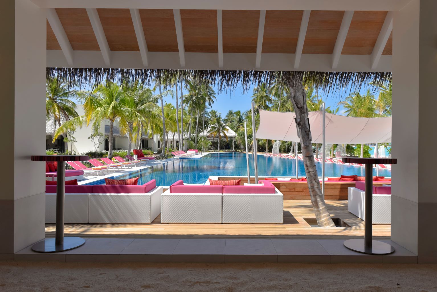 Breeze Pool Bar