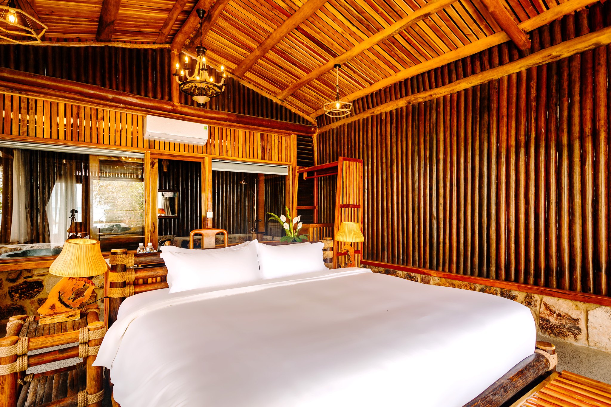 VILLA ONG LANG BAYFRONT 2-BEDROOM