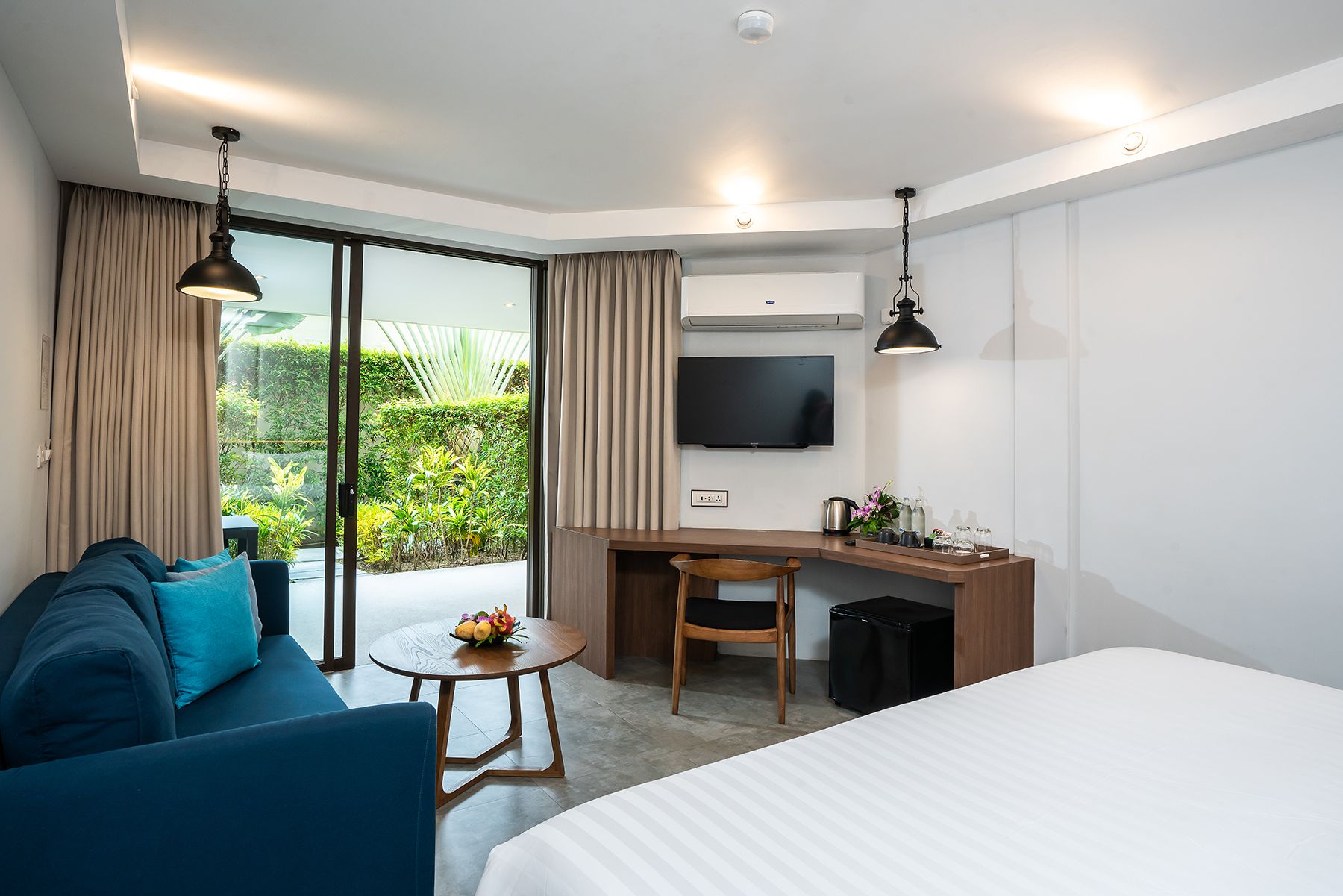 Deluxe Garden Room