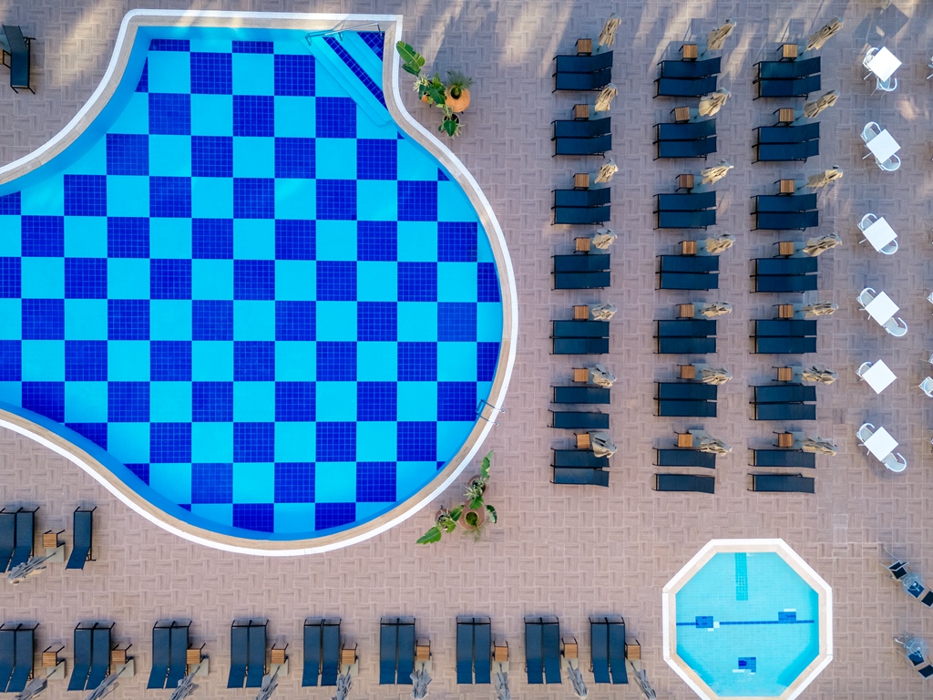 Piscina deschisă