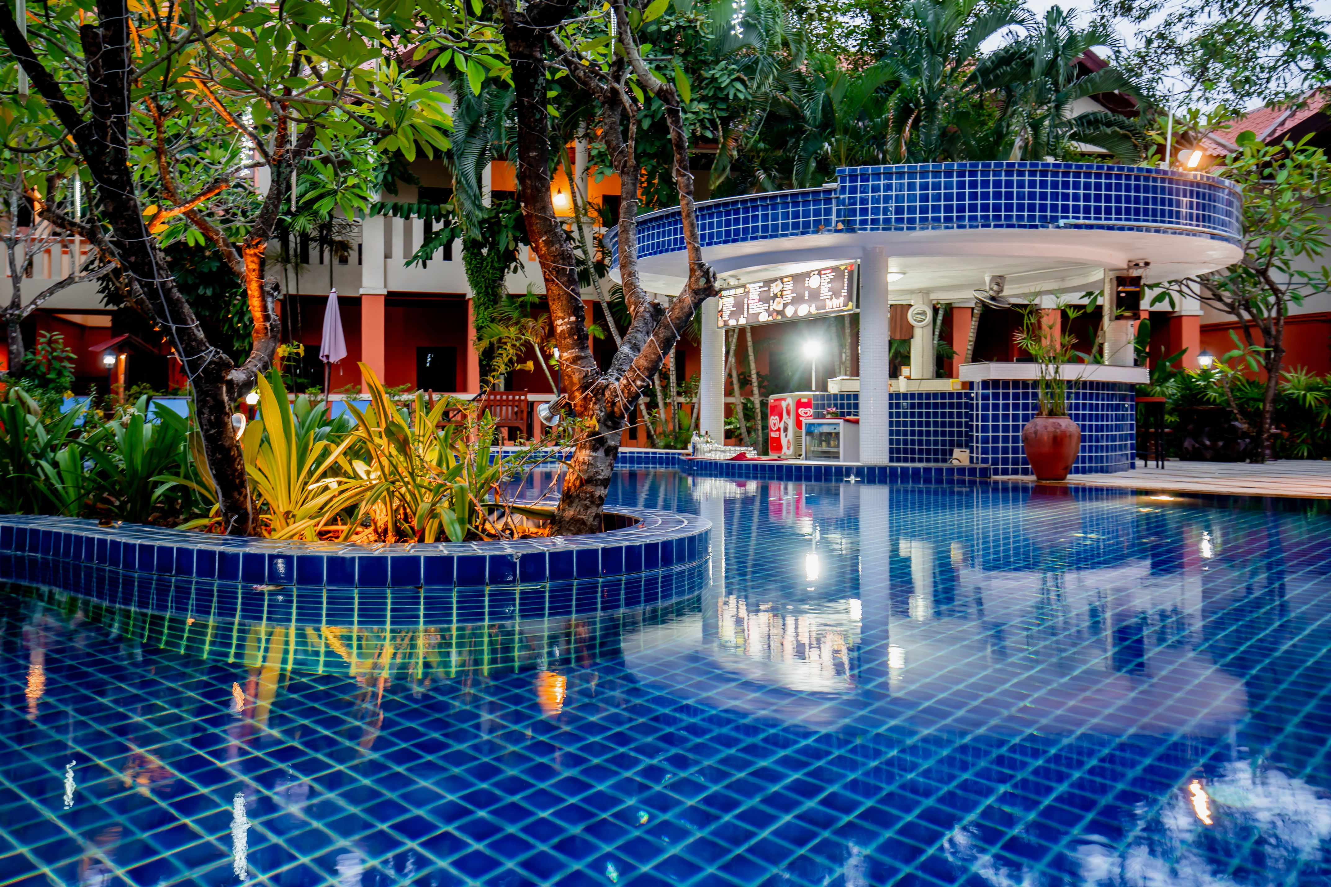 POOL BAR