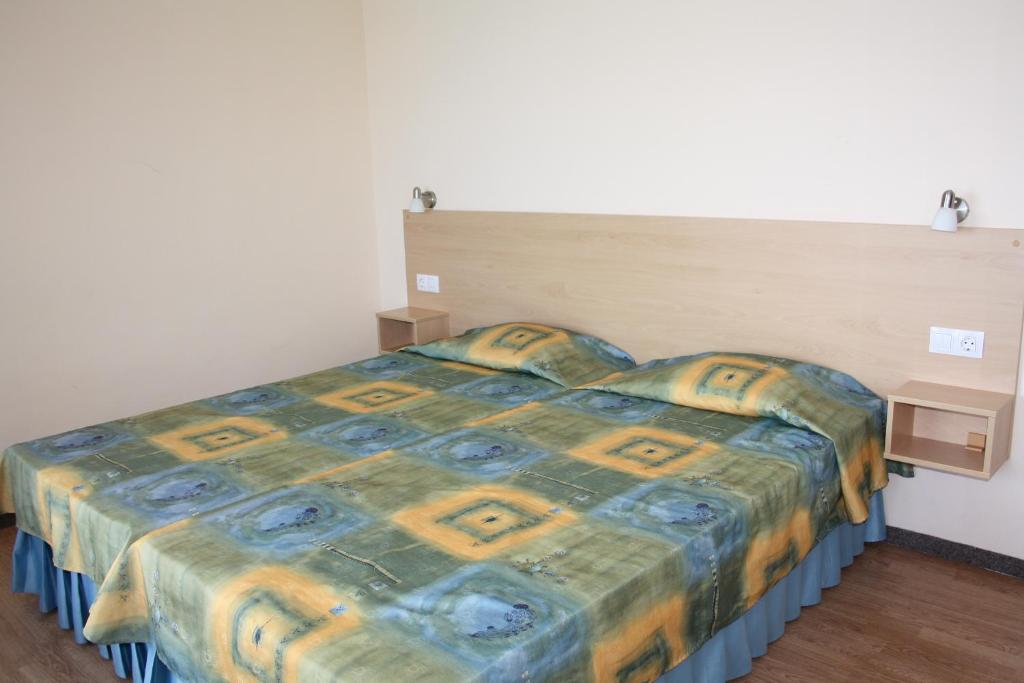 SingleUse Standard Room (LateralSeaView, Balcony or Terrace)